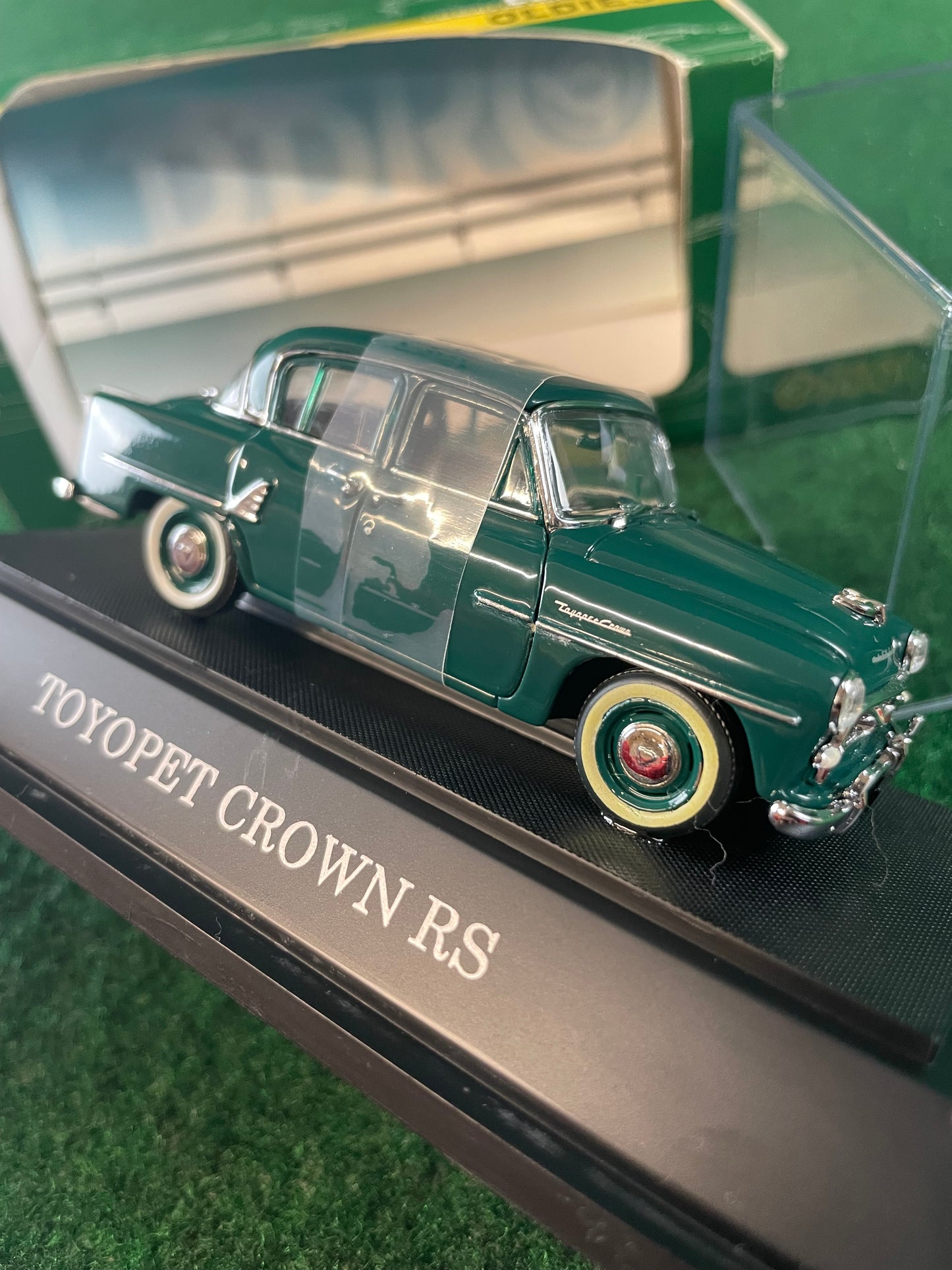 EBBRO - Toyota Toypet Crown RS Green 1/43 Scale Diecast
