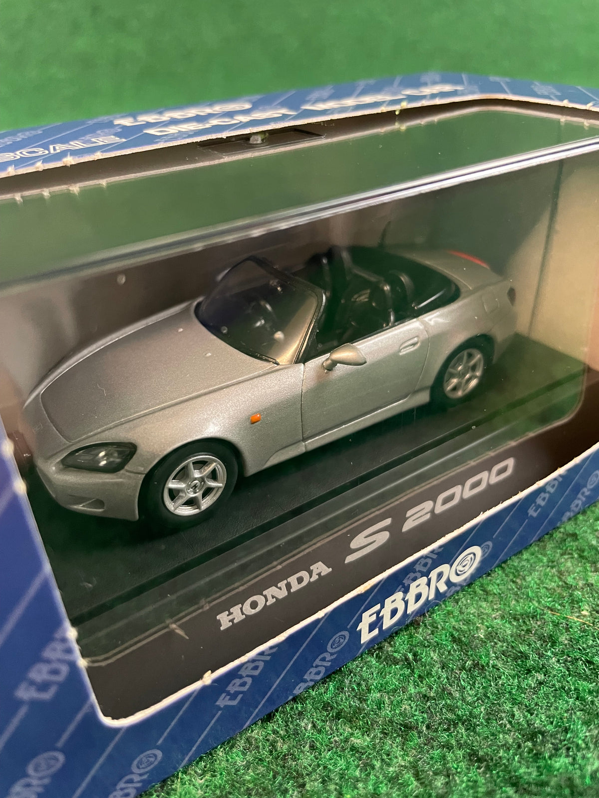 EBBRO 1999 Honda S2000 (Silverstone Silver) 1/43 Scale Diecast