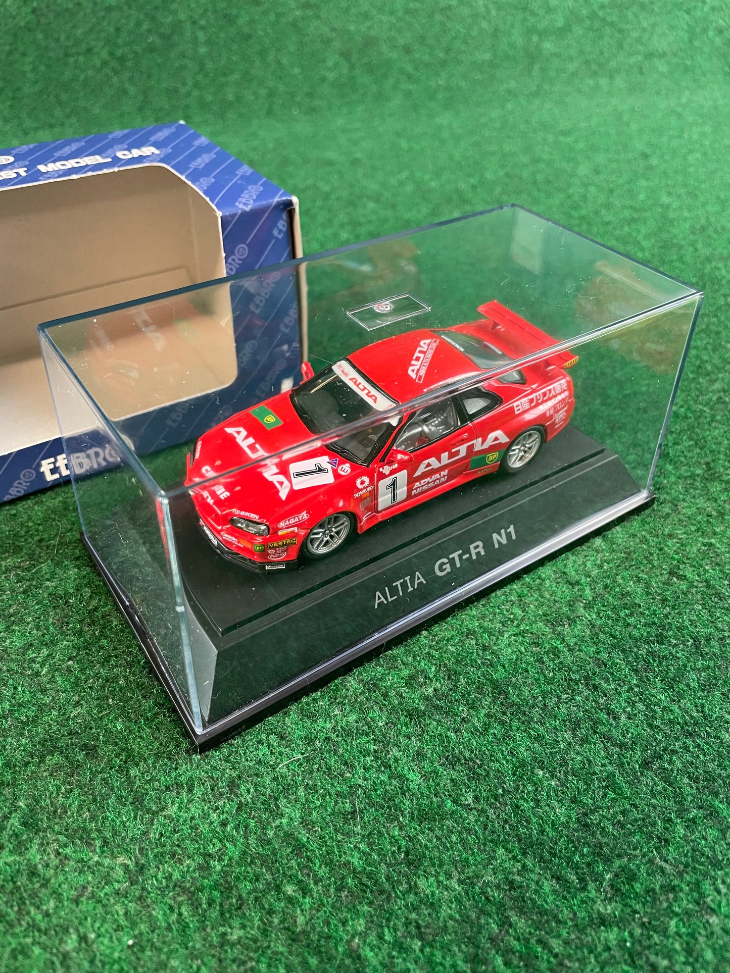 EBBRO - Super Taikyu Altia Nissan Skyline R34 GT-R 1/43 Scale Diecast