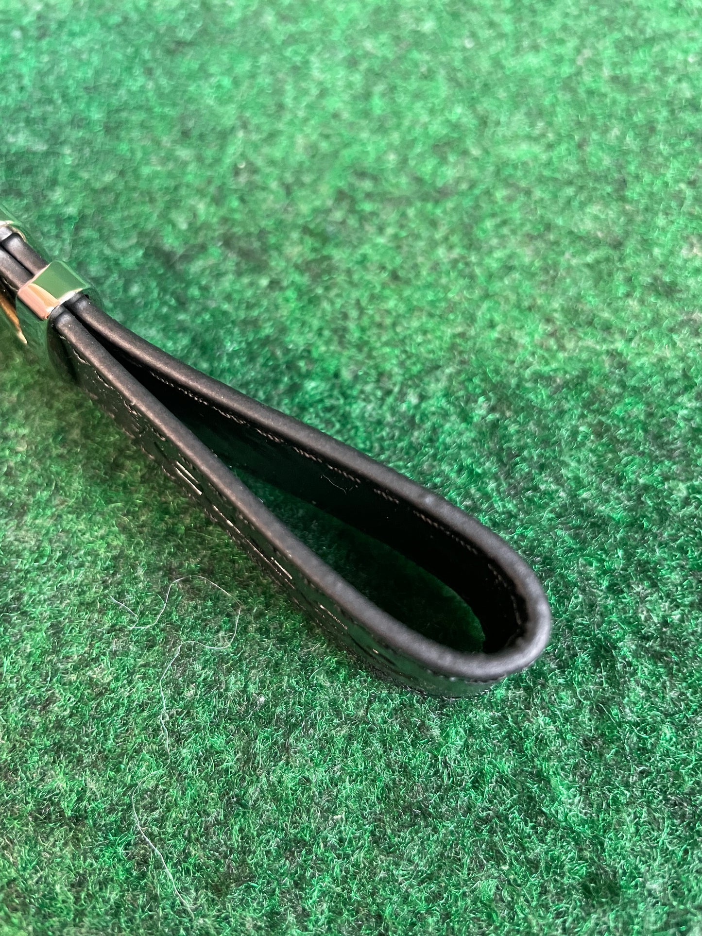 CUSCO - Carbon Fiber Leather Style Look Black/Chrome Strap Keychain
