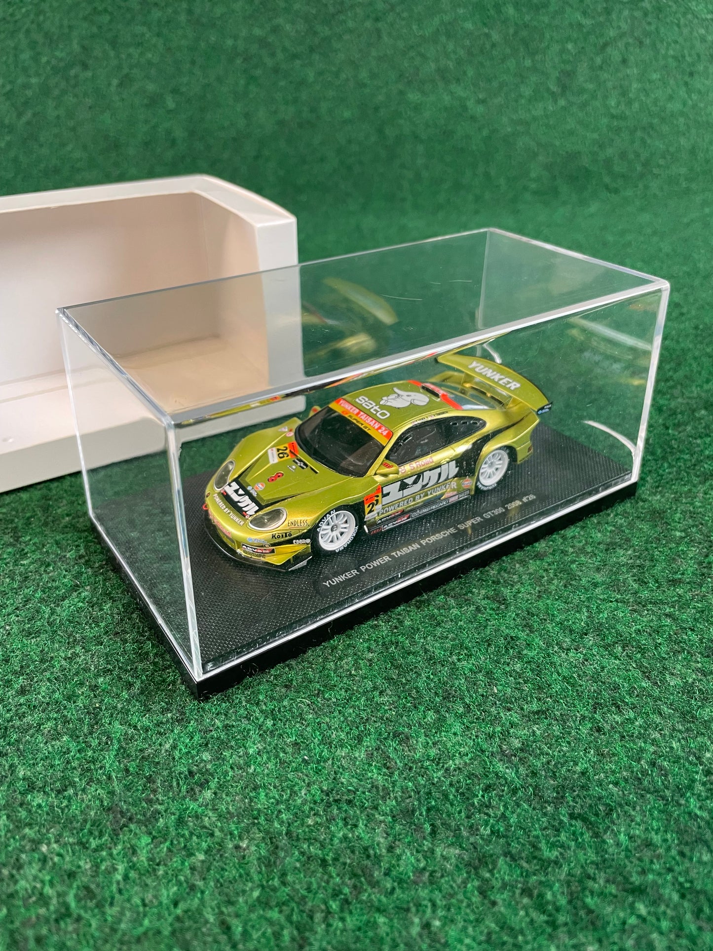 EBBRO Yunker Taisan SuperGT 2008 Porsche 911 GT3R 1/43 Scale Diecast