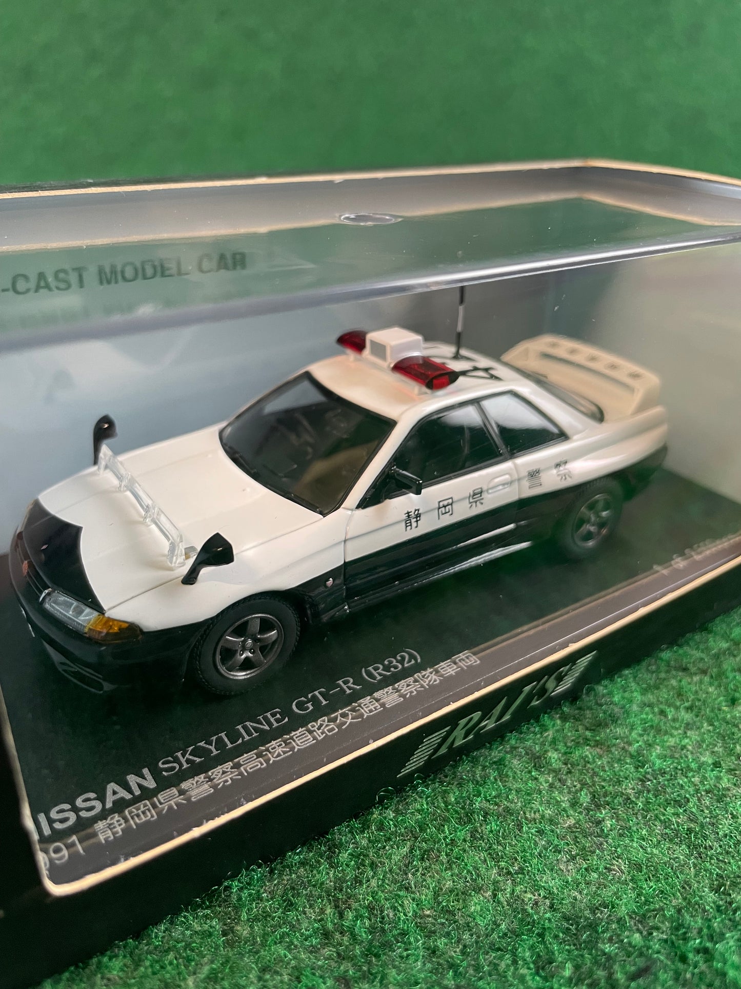Rai’s - Nissan Skyline R32 GT-R Shizuoka Police Car 1/43 Scale Diecast