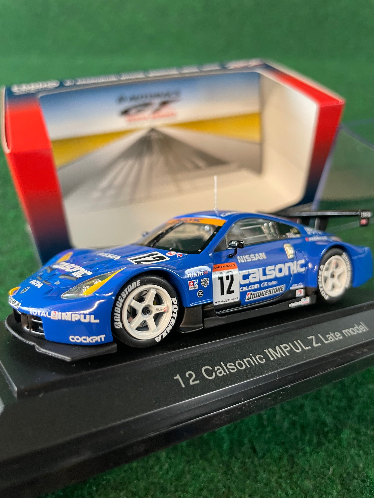 EBBRO JGTC 2004 Calsonic IMPUL Nissan Fairlady Z Late 1/43 Scale Diecast