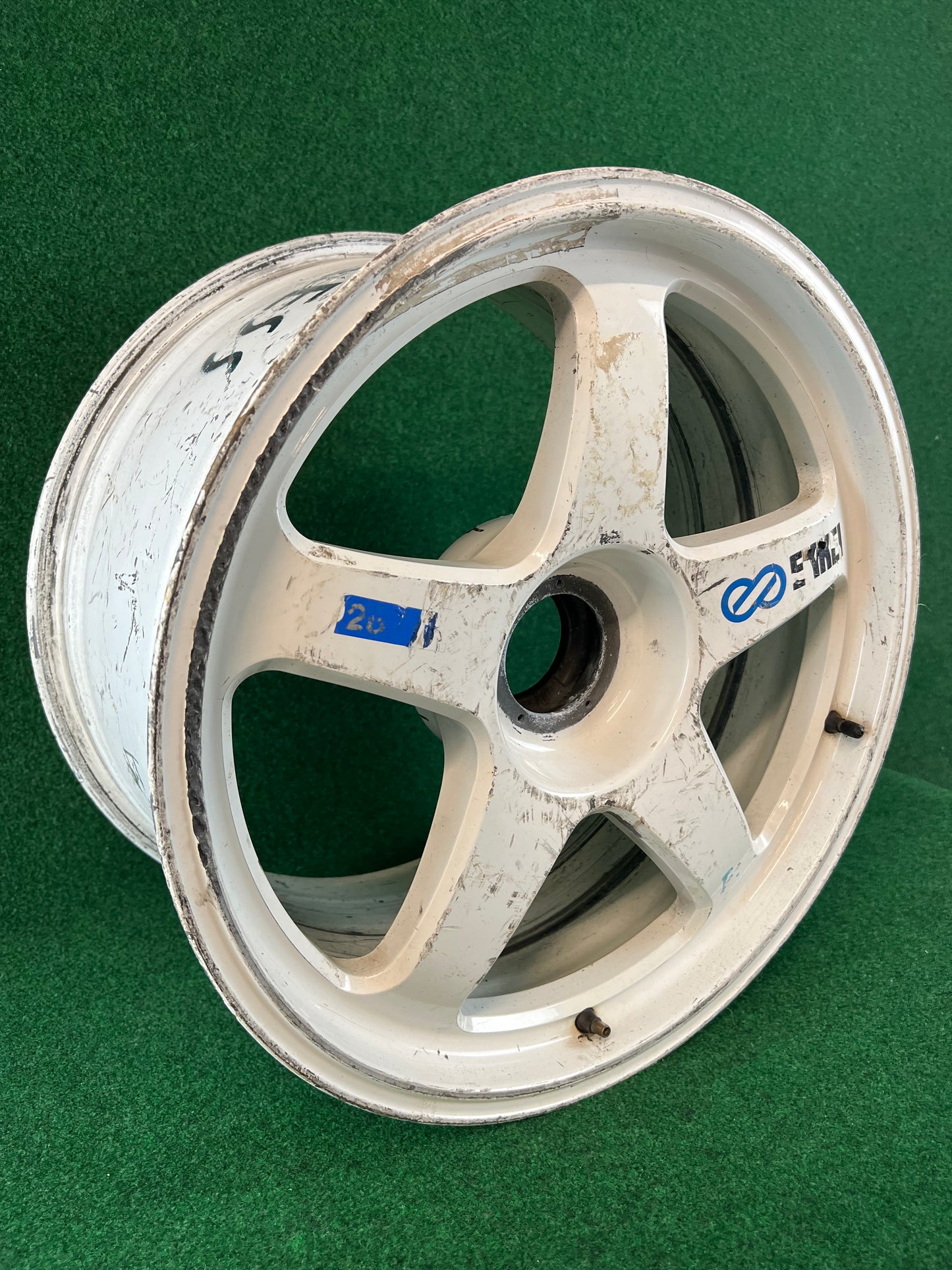 ENDLESS - 2004 Porsche 911 JGTC #26 Centerlock Race Wheel and Goods Set