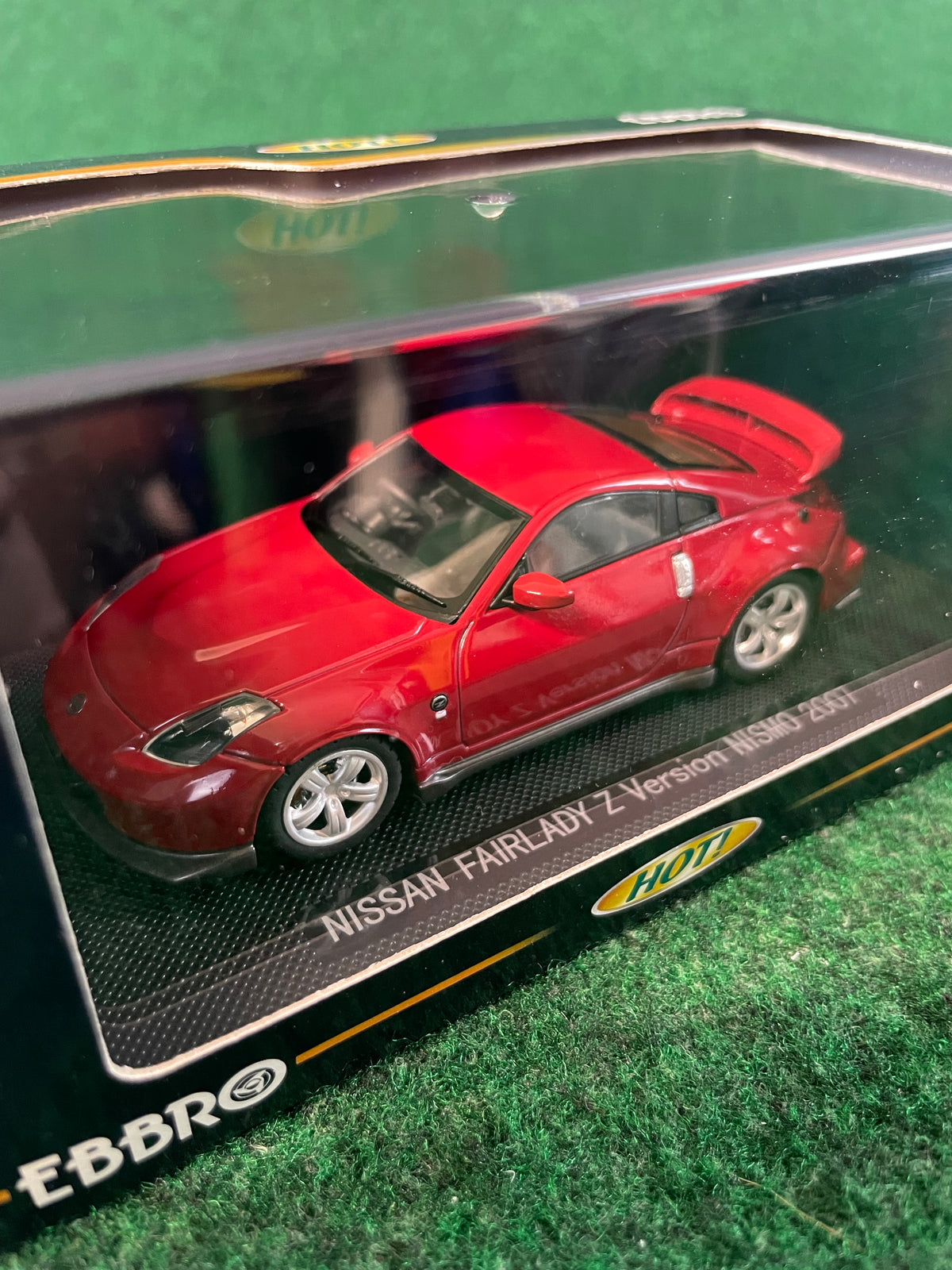 EBBRO - 2007 Nissan Fairlady Z NISMO Red 1/43 Scale Diecast