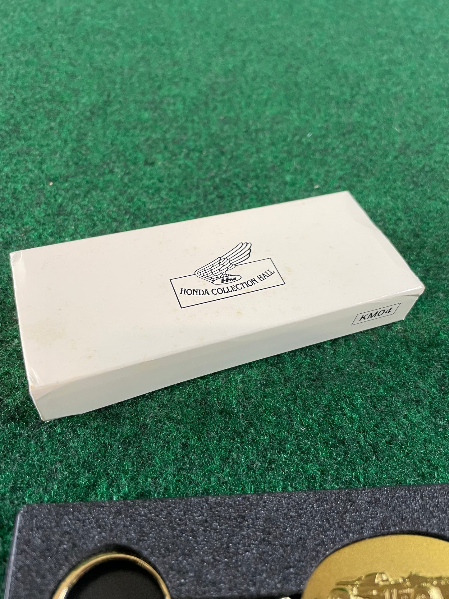 Honda RA272 Honda Collection Gold Keychain and Towel Set