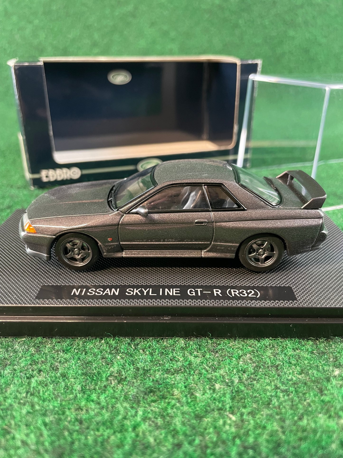 EBBRO Oldies - Nissan Skyline R32 GT-R 1/43 Scale Diecast