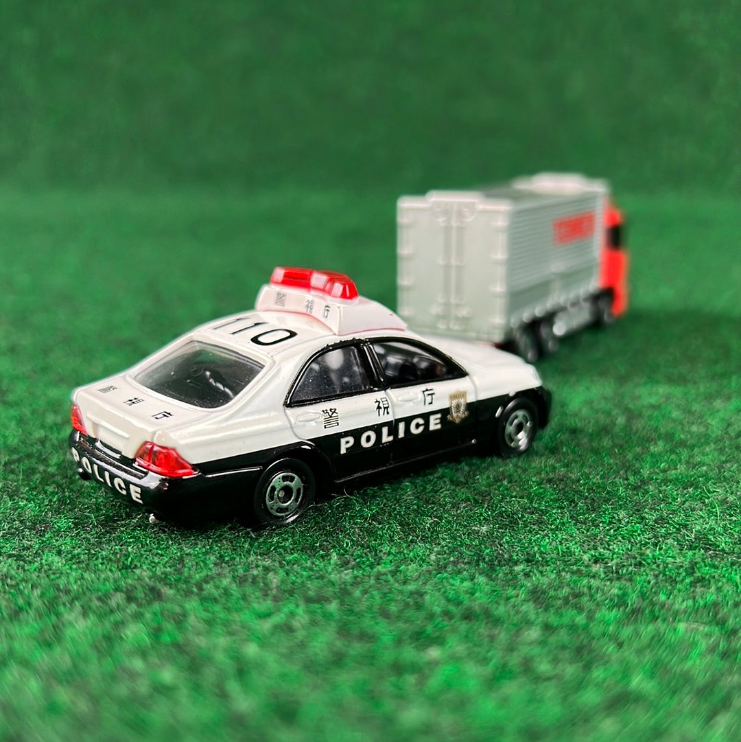 TOMICA Cargo Delivery Van and Toyota Crown Japanese Police Toy Car Set