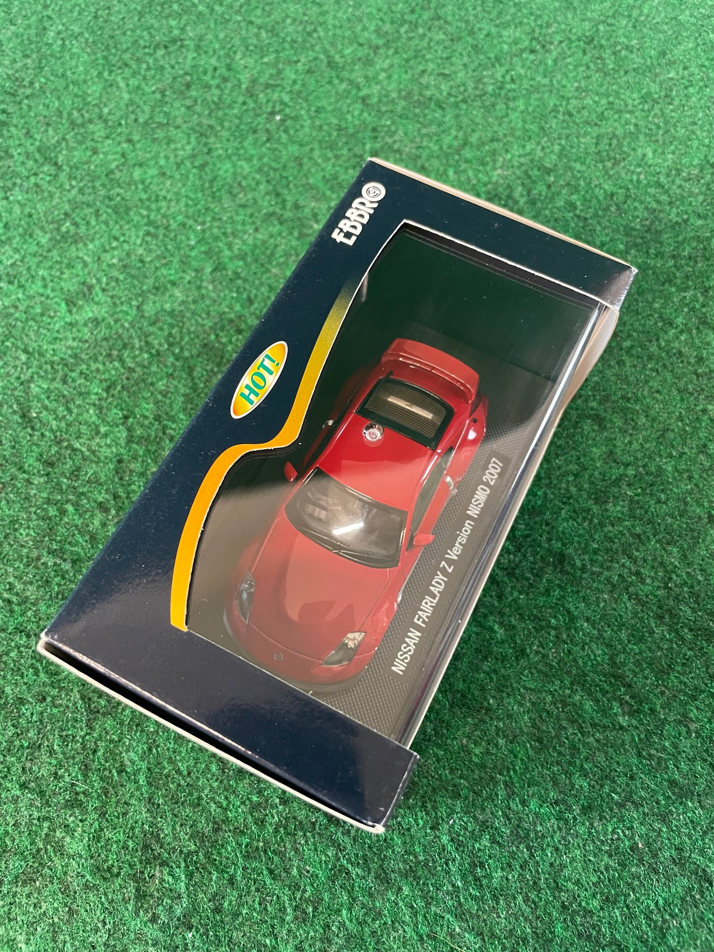 EBBRO - 2007 Nissan Fairlady Z NISMO Red 1/43 Scale Diecast