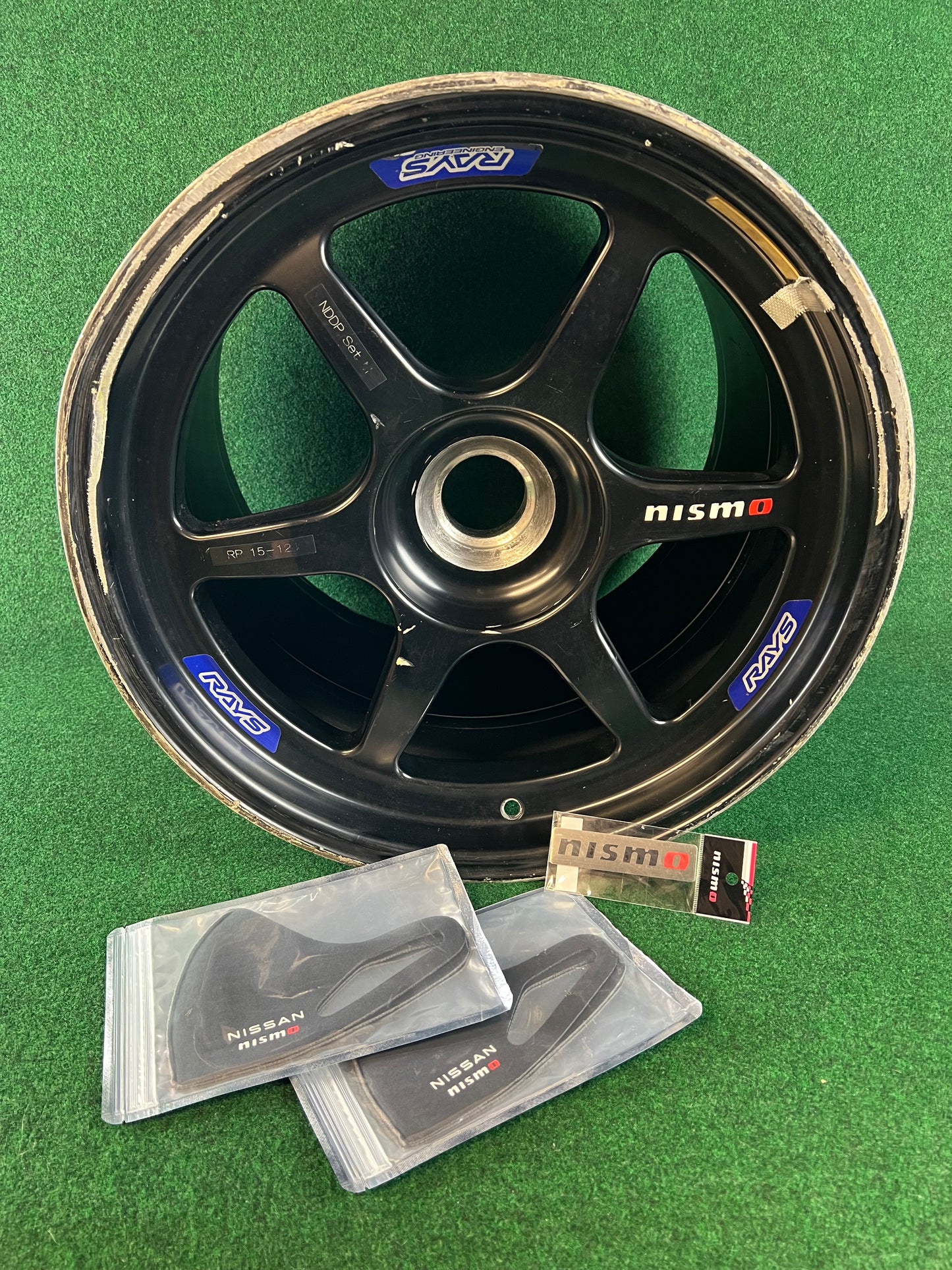RAYS Nismo SuperGT Nissan R35 GT-R GT3 Centerlock Race Wheel Set