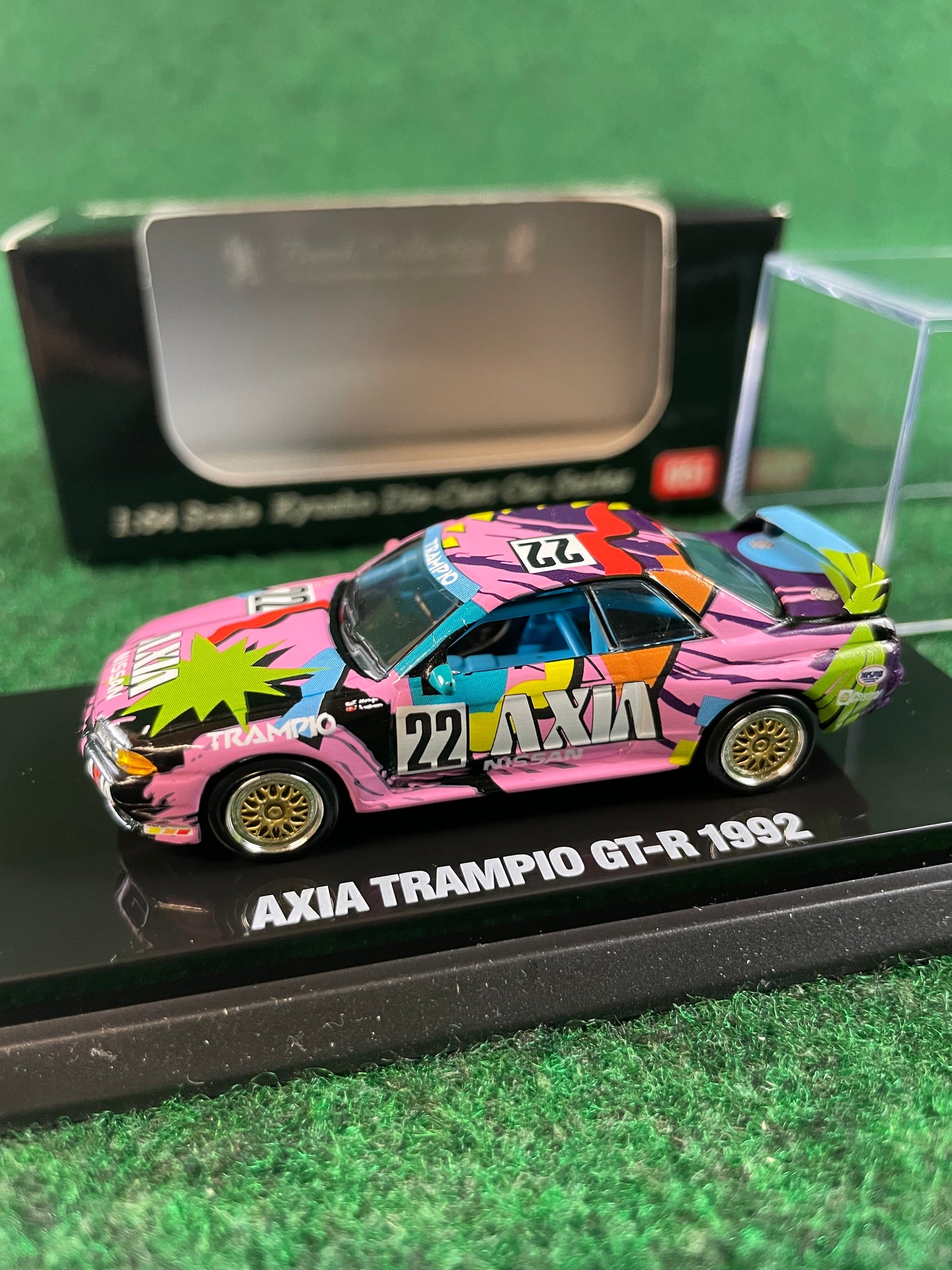 KYOSHO - Beads Collection 1991 & 1992 AXIA TRAMPIO Nissan Skyline R32 GT-R 1/64 Scale Diecast Set