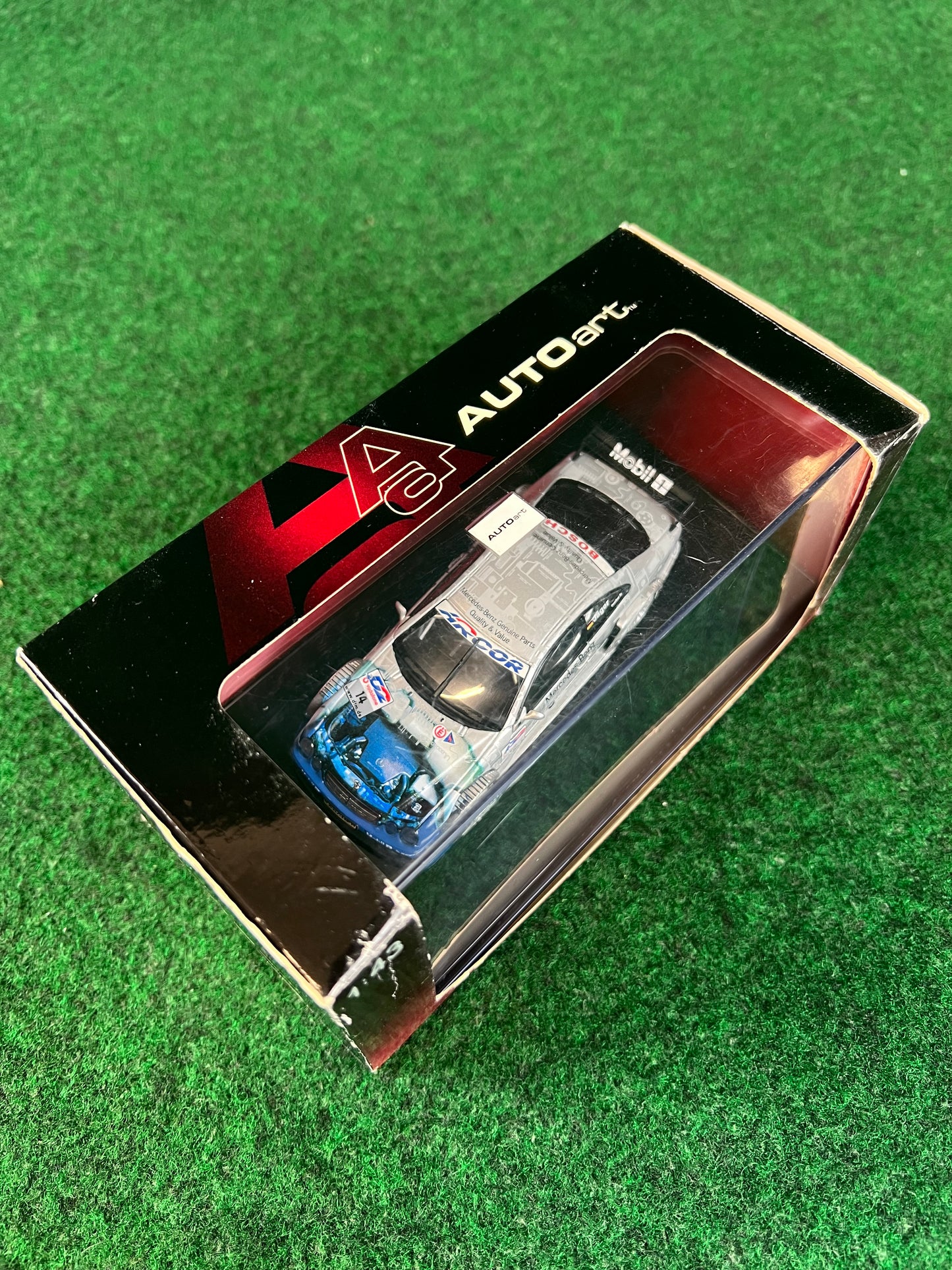 AutoArt - 2001 Mercedes Benz CLK DTM #14 Thomas Jager 1/43 Scale Diecast