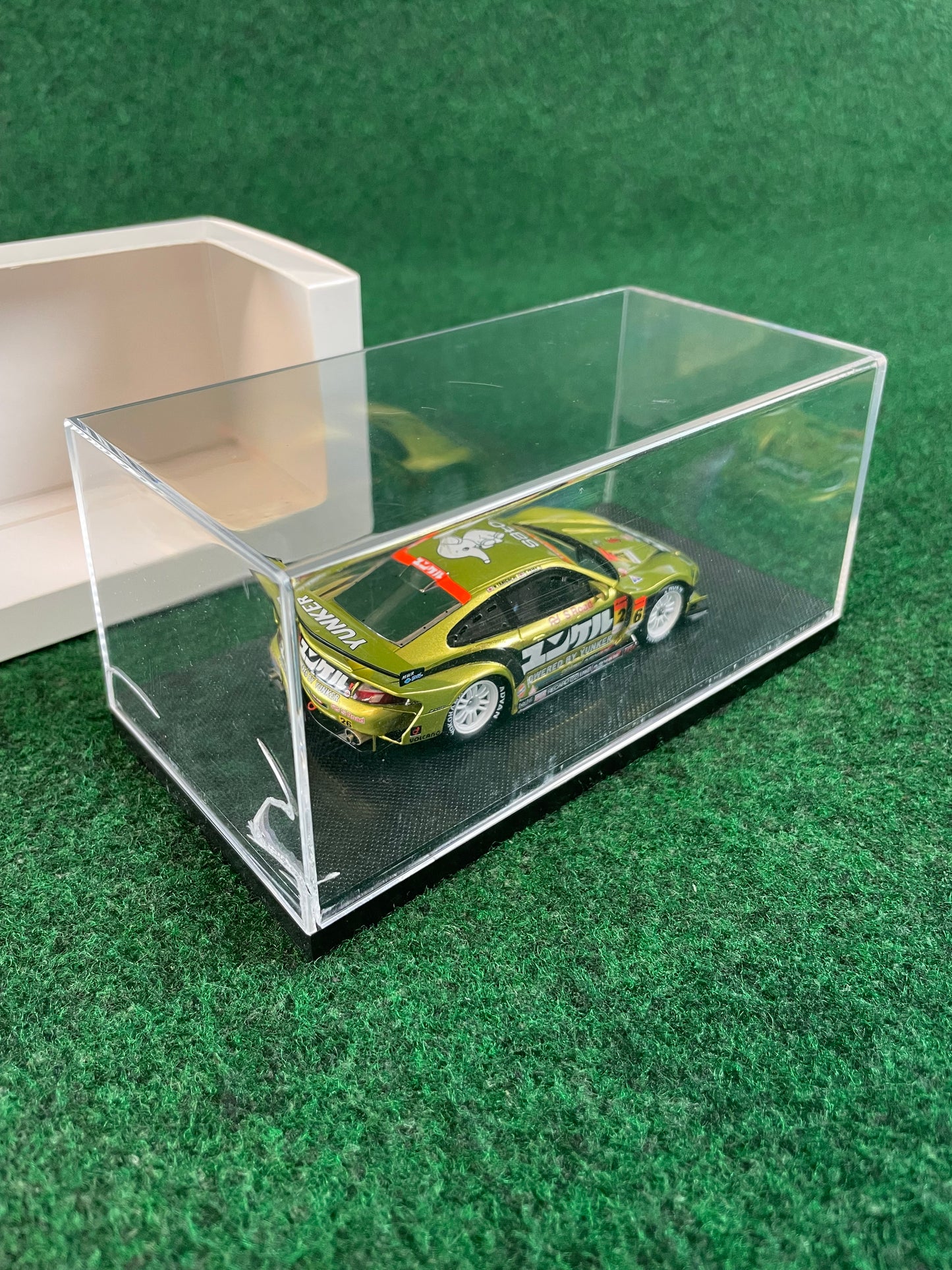 EBBRO Yunker Taisan SuperGT 2008 Porsche 911 GT3R 1/43 Scale Diecast