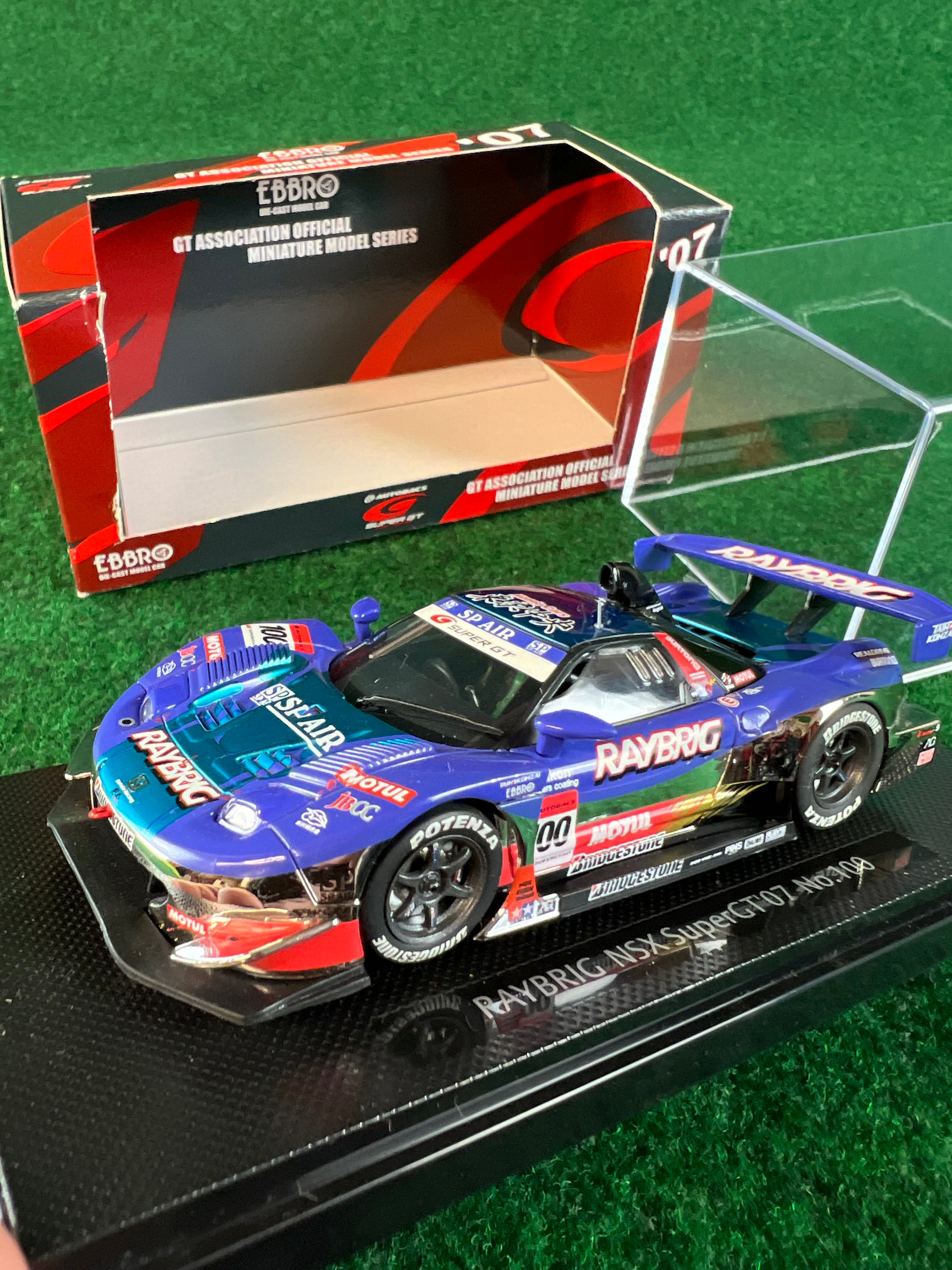 EBBRO - SuperGT 2007 Raybrig Honda NSX 1/43 Scale Diecast