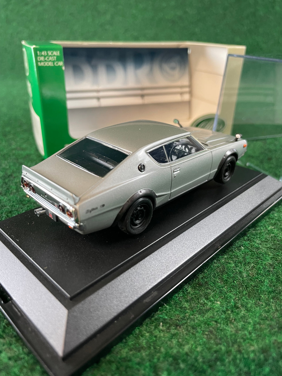 EBBRO Oldies - Nissan Skyline GT-R KPGC110 1973 1 of 6000 1/43 Scale Diecast