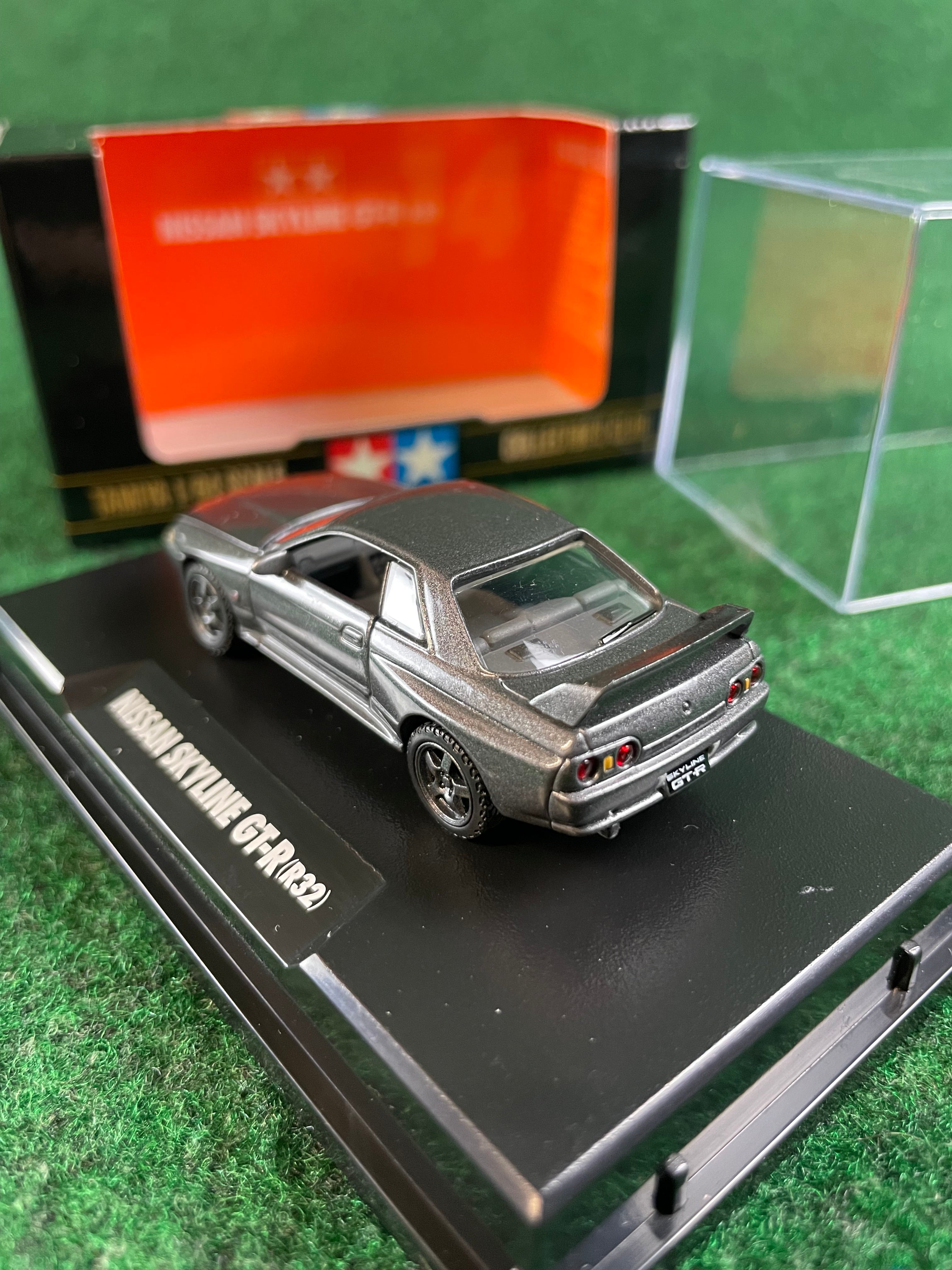 TAMIYA - Collector's Club Nissan Skyline R32 GT-R 1/64 Scale