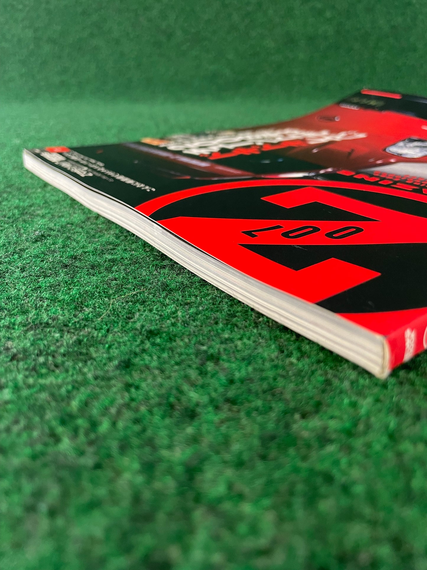 Nissan “Z Magazine” - March 2008 Vol. 007