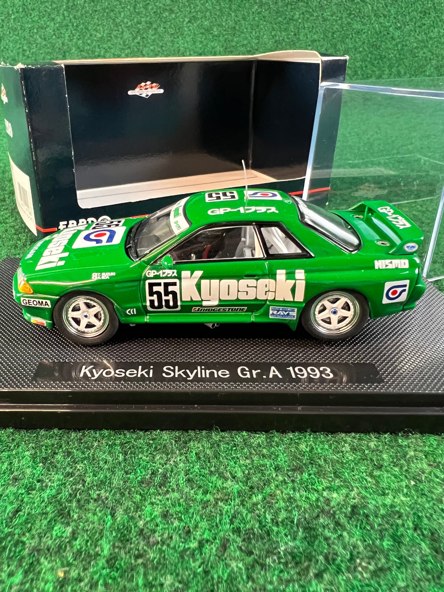EBBRO Racing Collection Kyoseki 1993 Nissan Skyline R32 GTR 1/43 Scale Diecast