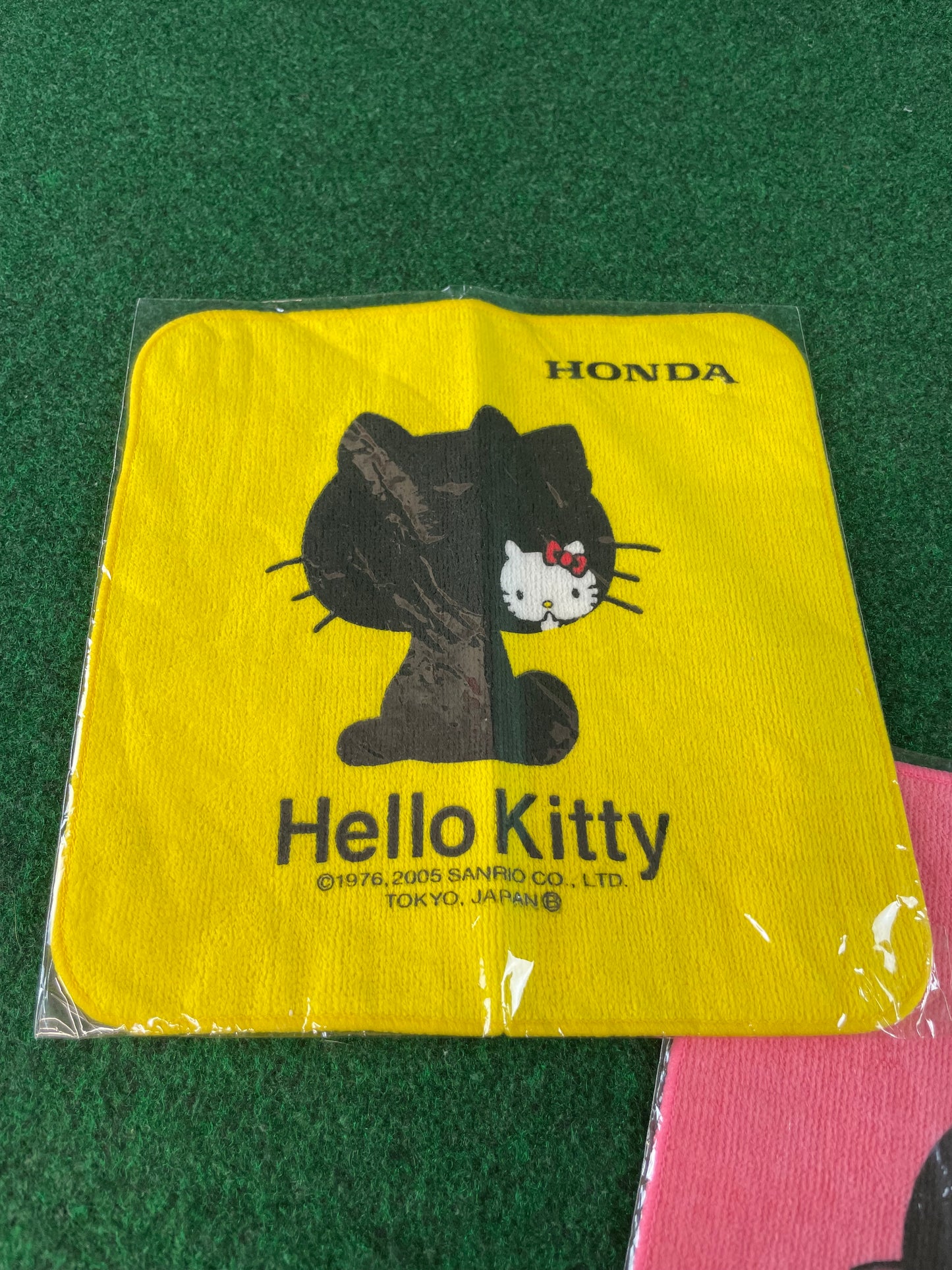 Hello Kitty & HONDA Collaboration Mini Microfiber Towel Set