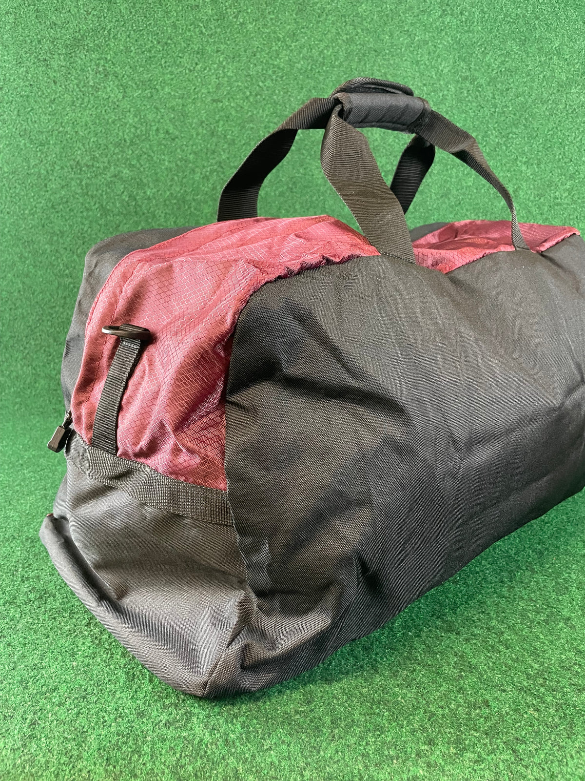 DUNLOP Motorsport - Dark Red & Black Duffle Travel Bag