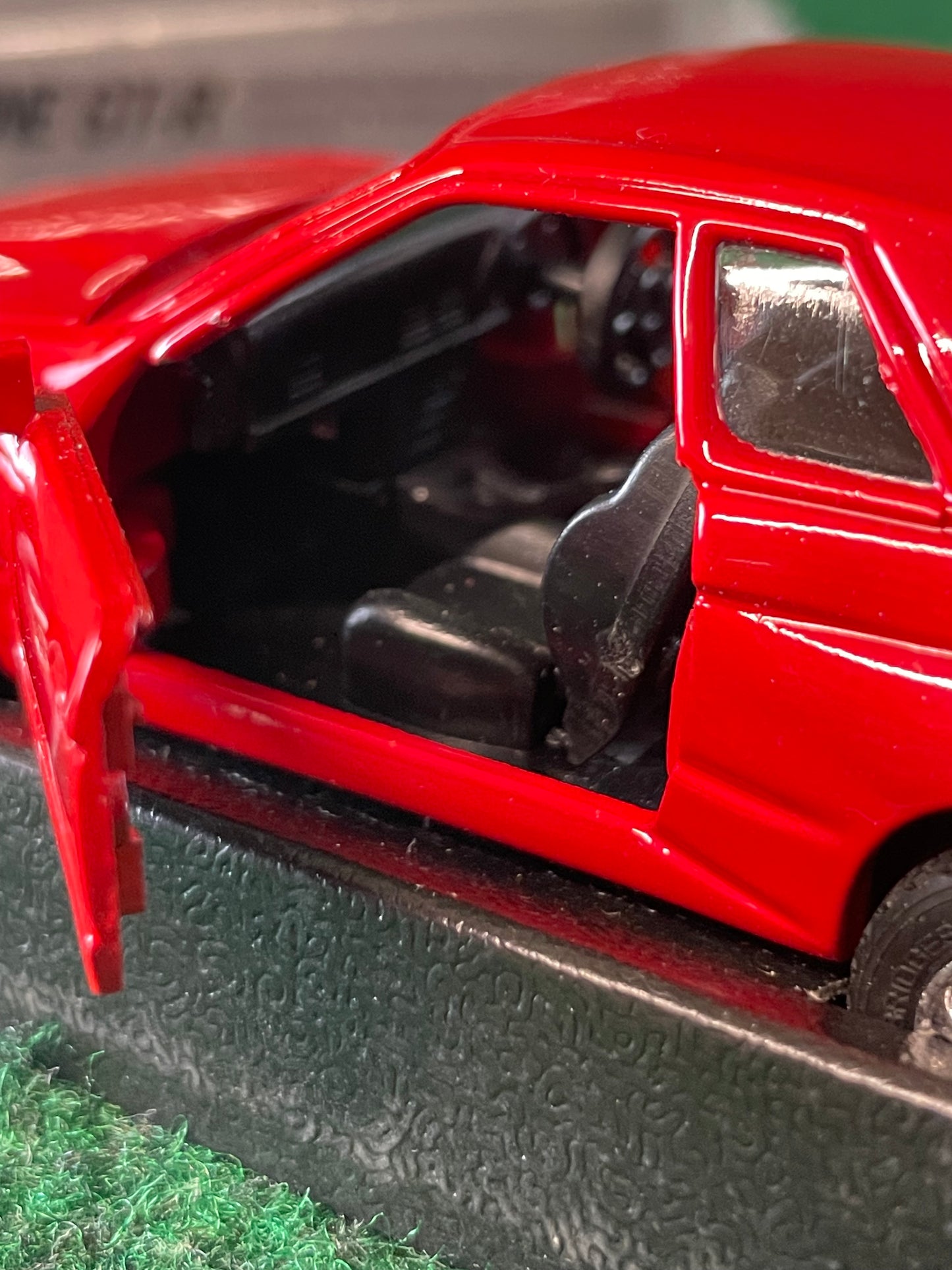 Diapet - Red Nissan Skyline R32 GT-R 1/40 Scale Diecast