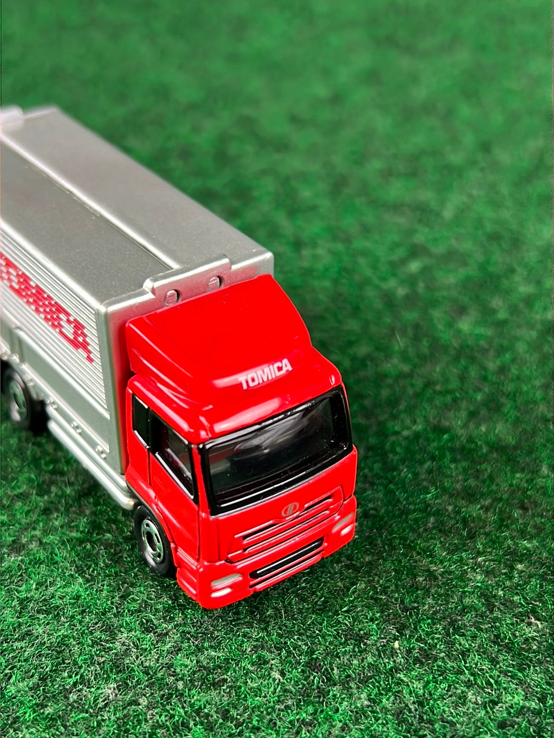 TOMICA Cargo Delivery Van and Toyota Crown Japanese Police Toy Car Set