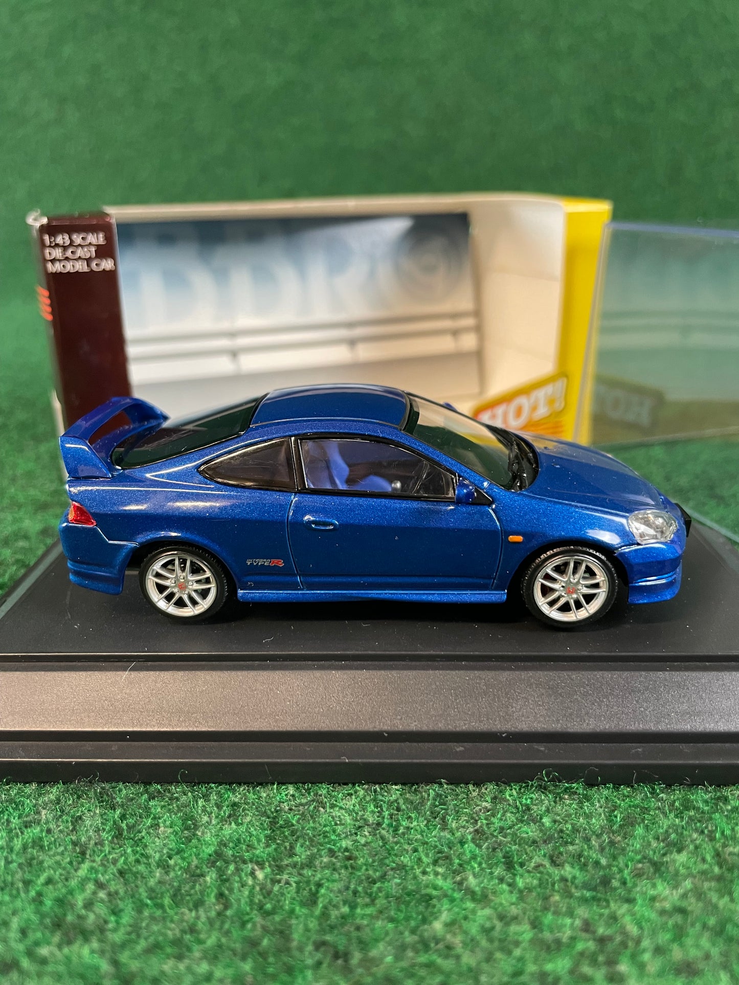 EBBRO HOT! MUGEN 2001 Honda Integra Type R DC5 (Blue) 1/43 Scale Diecast