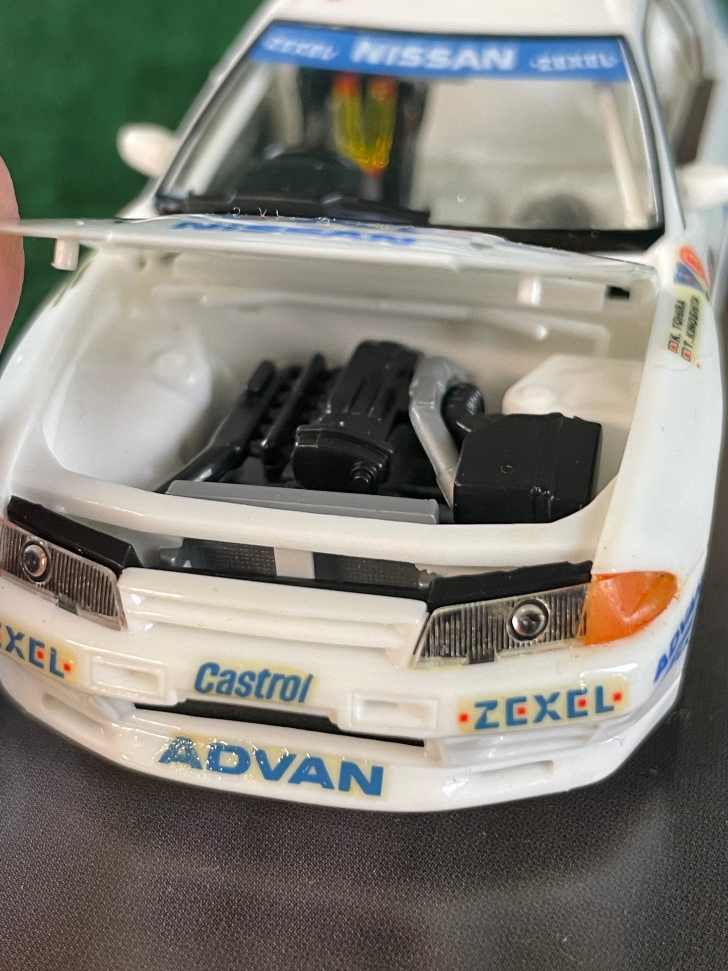 ROSSO - Zexel No. 2 Nissan Skyline R32 GT-R (2) 1/43 Scale Model Car