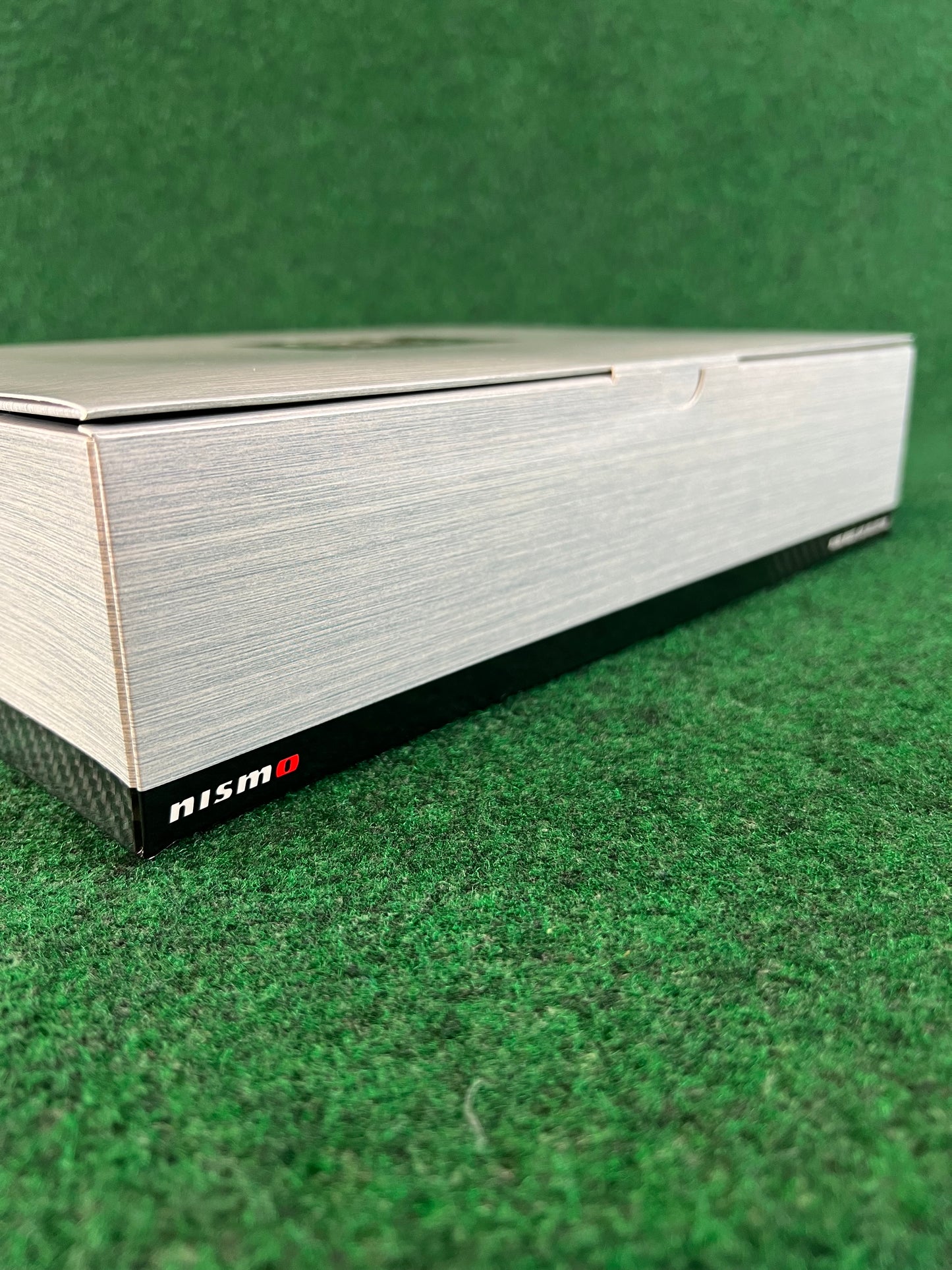 EBBRO - Nissan Skyline R32 GT-R Group A Prototype Limited Edition & Autographed 1/43 Scale Diecast Car