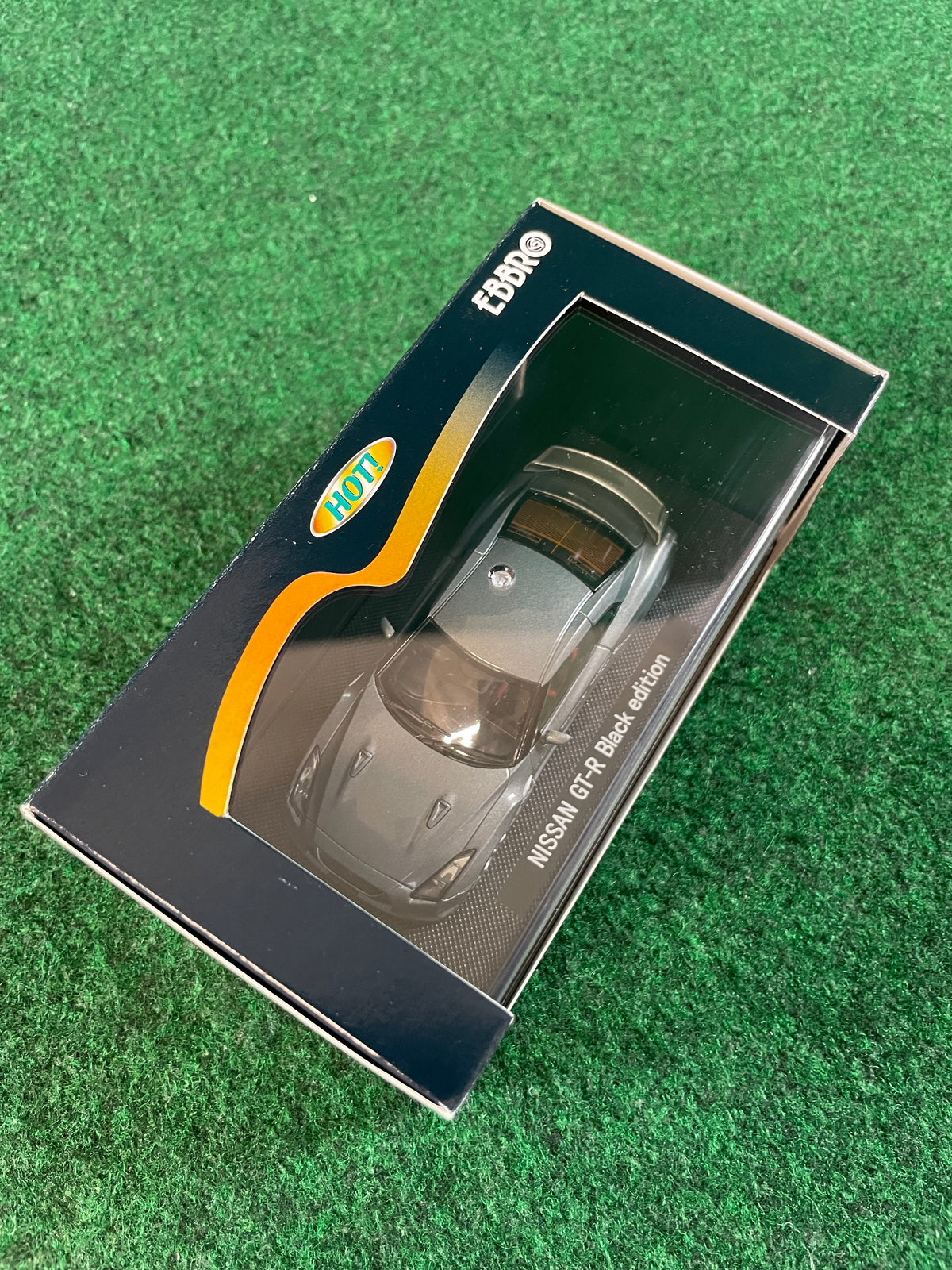 EBBRO HOT - Nissan R35 GT-R Black Edition Grey 1/43 Scale Diecast