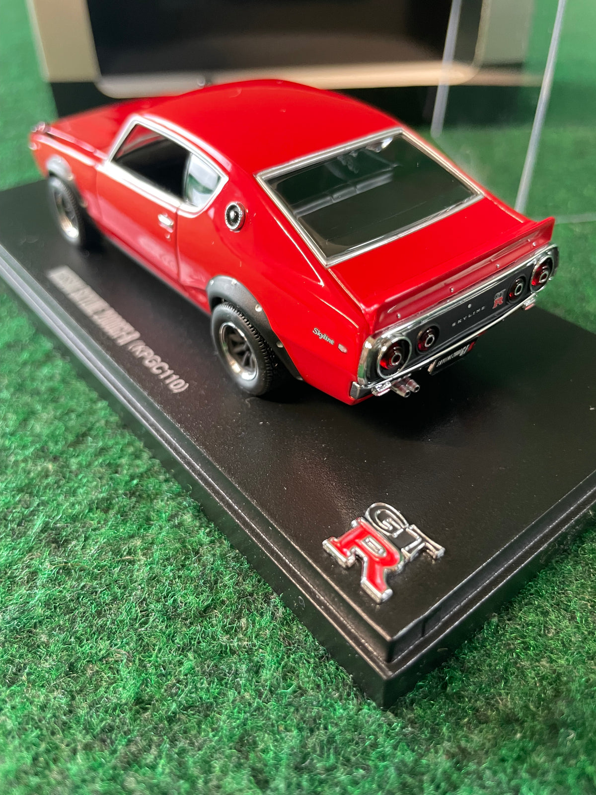 KYOSHO - Nissan Skyline Ken Mary GT-R KPGC110 Wide Wheel Version (Red) 1/43 Scale Diecast