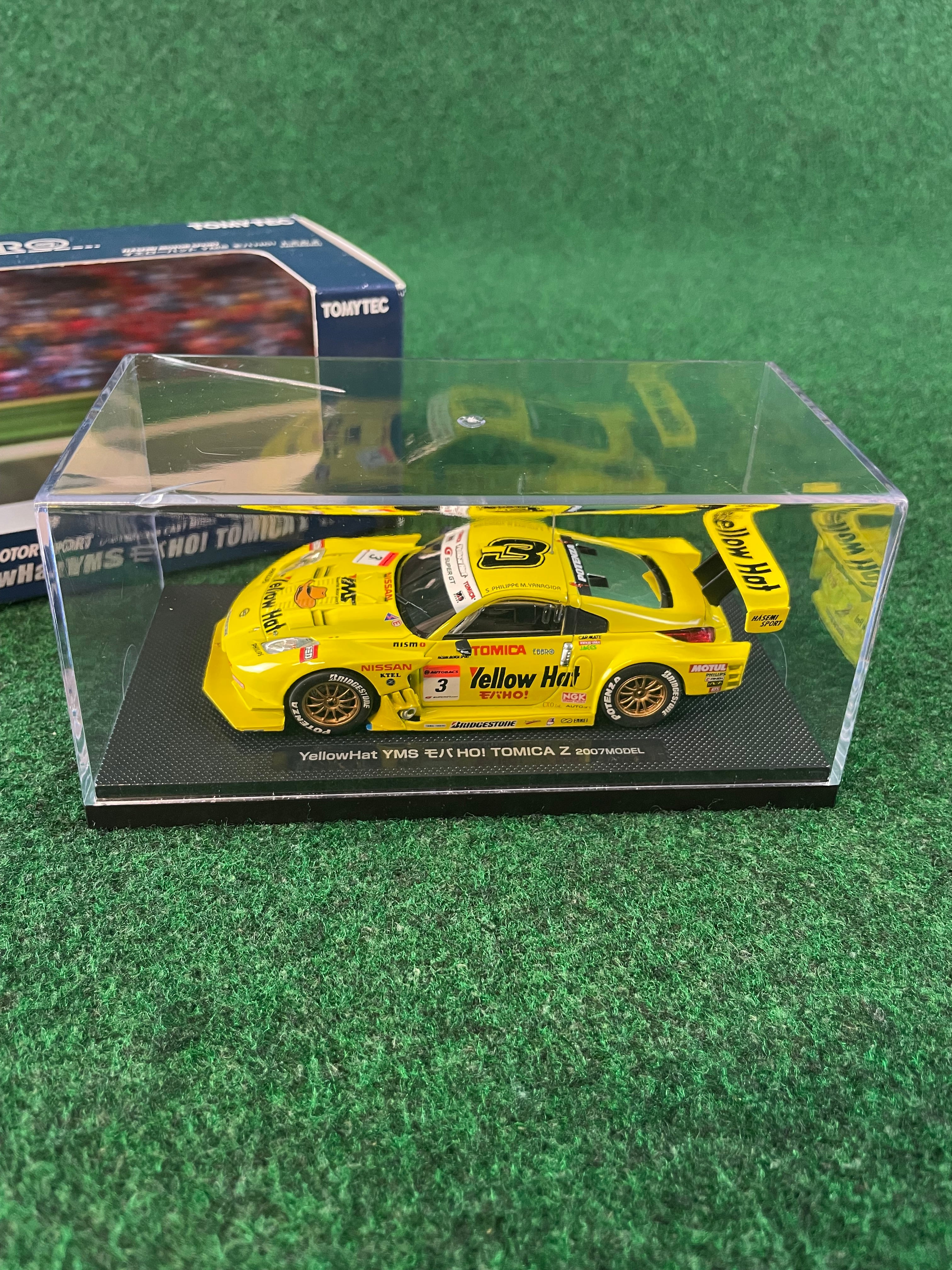 Tomy EBBRO - SuperGT Yellow Hat Hasemi Nissan Fairlady Z 1/43