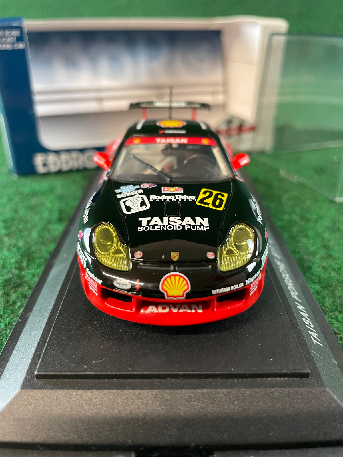 EBBRO Racing Car Collection - 2000 Taisan ADVAN Eclipse Porsche 911 GT3R 1/43 Scale Diecast