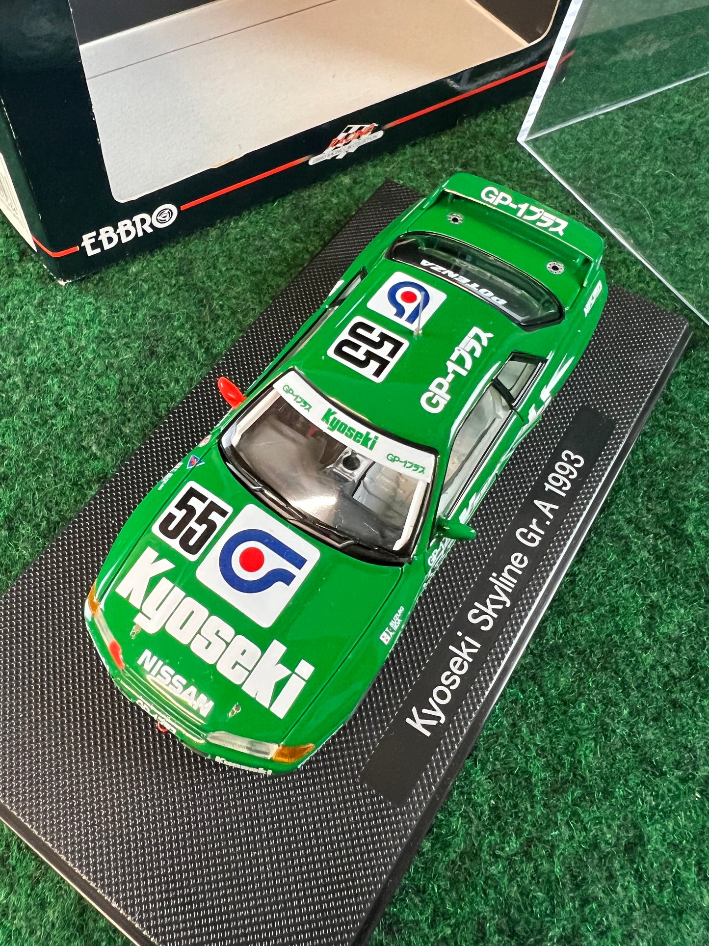 EBBRO Racing Collection Kyoseki 1993 Nissan Skyline R32 GTR 1/43 Scale Diecast