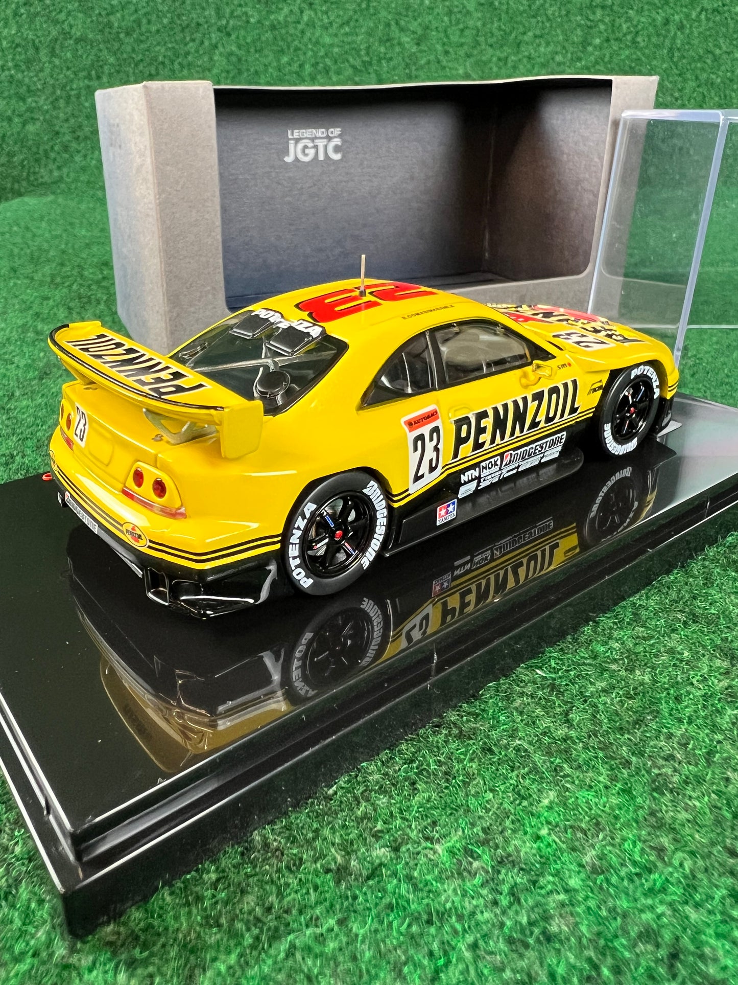EBBRO Legends of JGTC - 1998 Pennzoil Nissan Skyline R33 GTR 1/43 Diecast