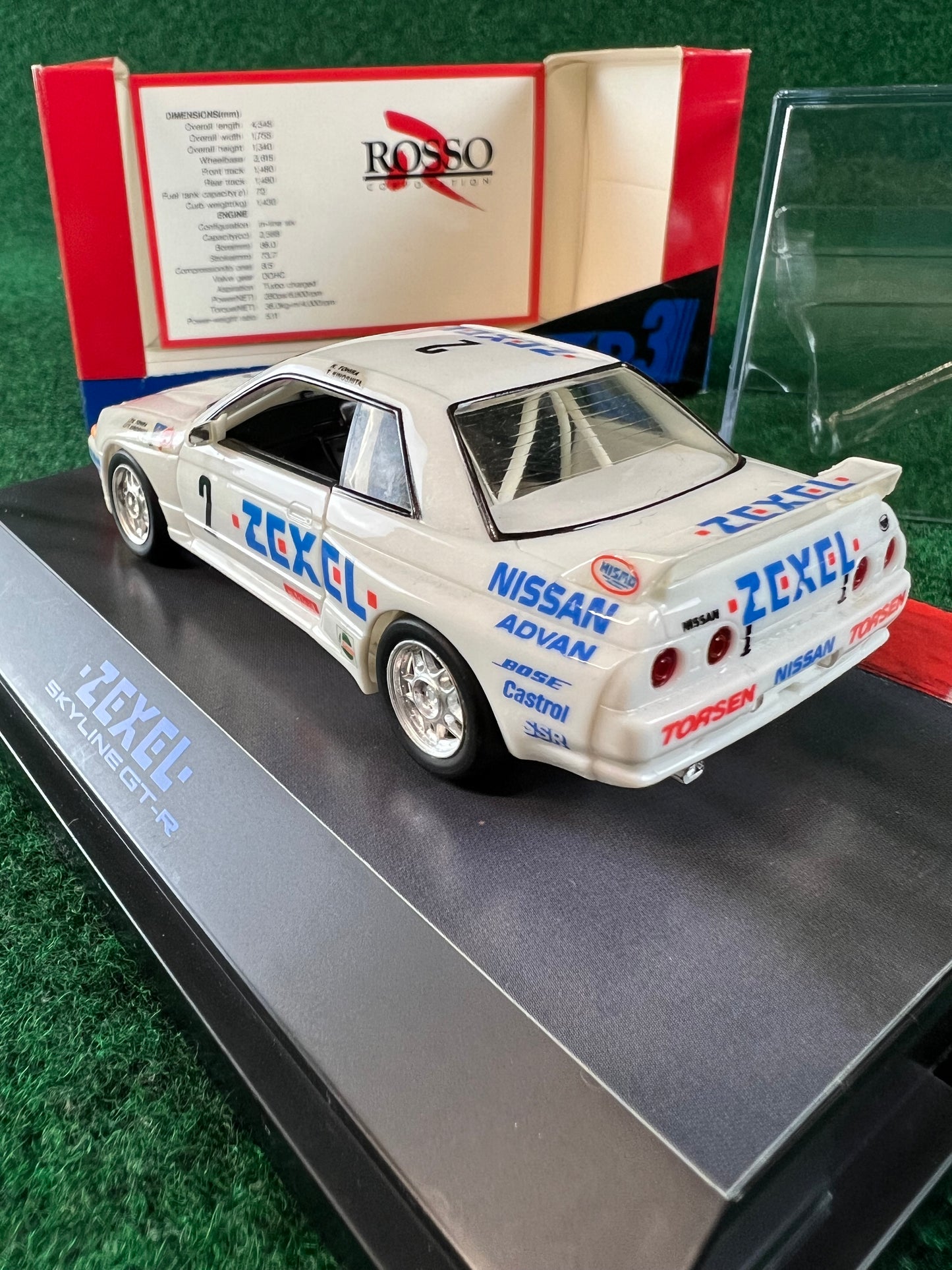 ROSSO - Zexel No. 2 Nissan Skyline R32 GT-R 1/43 Scale Model Car