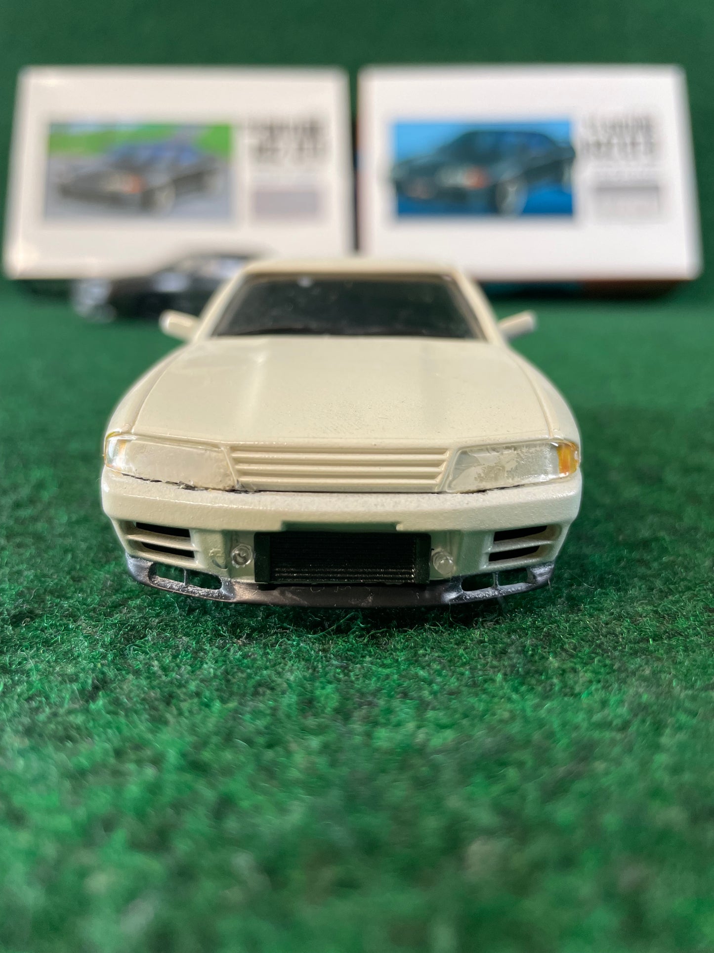 Owners Club - Nissan Skyline R32 GT-R Completed 1/32 Scale Plastic Model Cars
