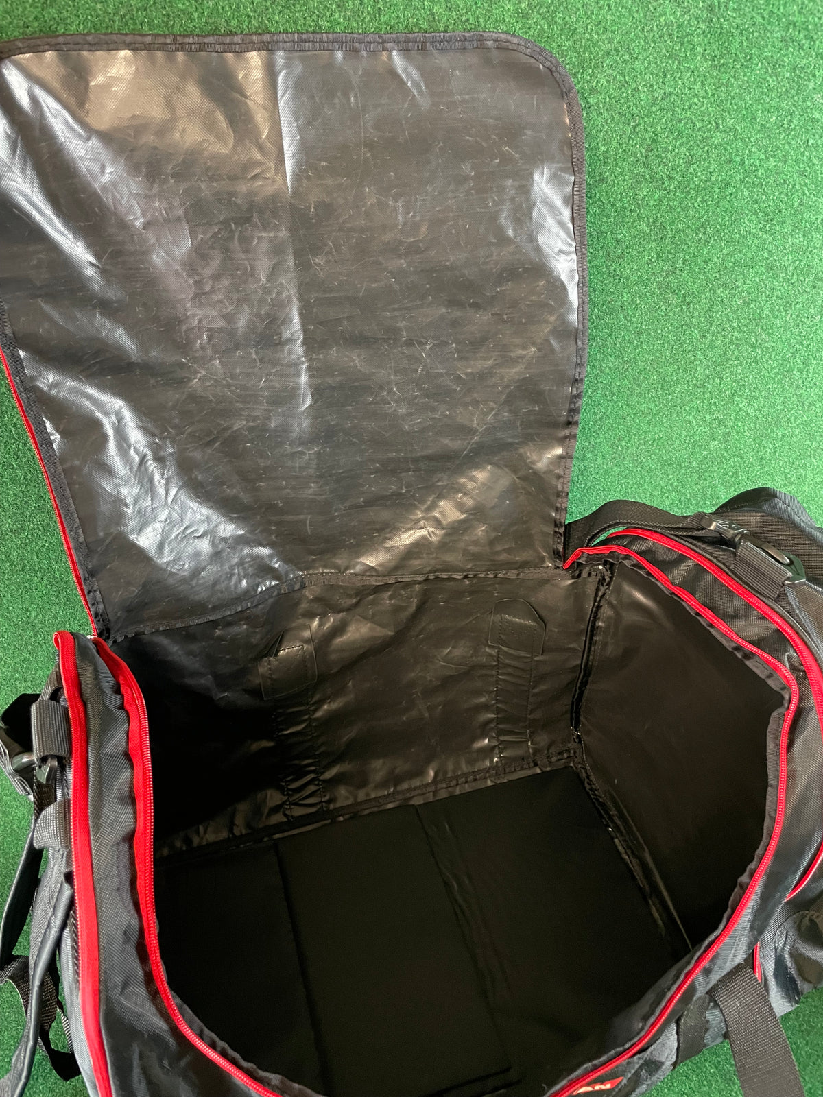 ADVAN Yokohama Tires - 2-in-1 Large Duffel Bag Backpack