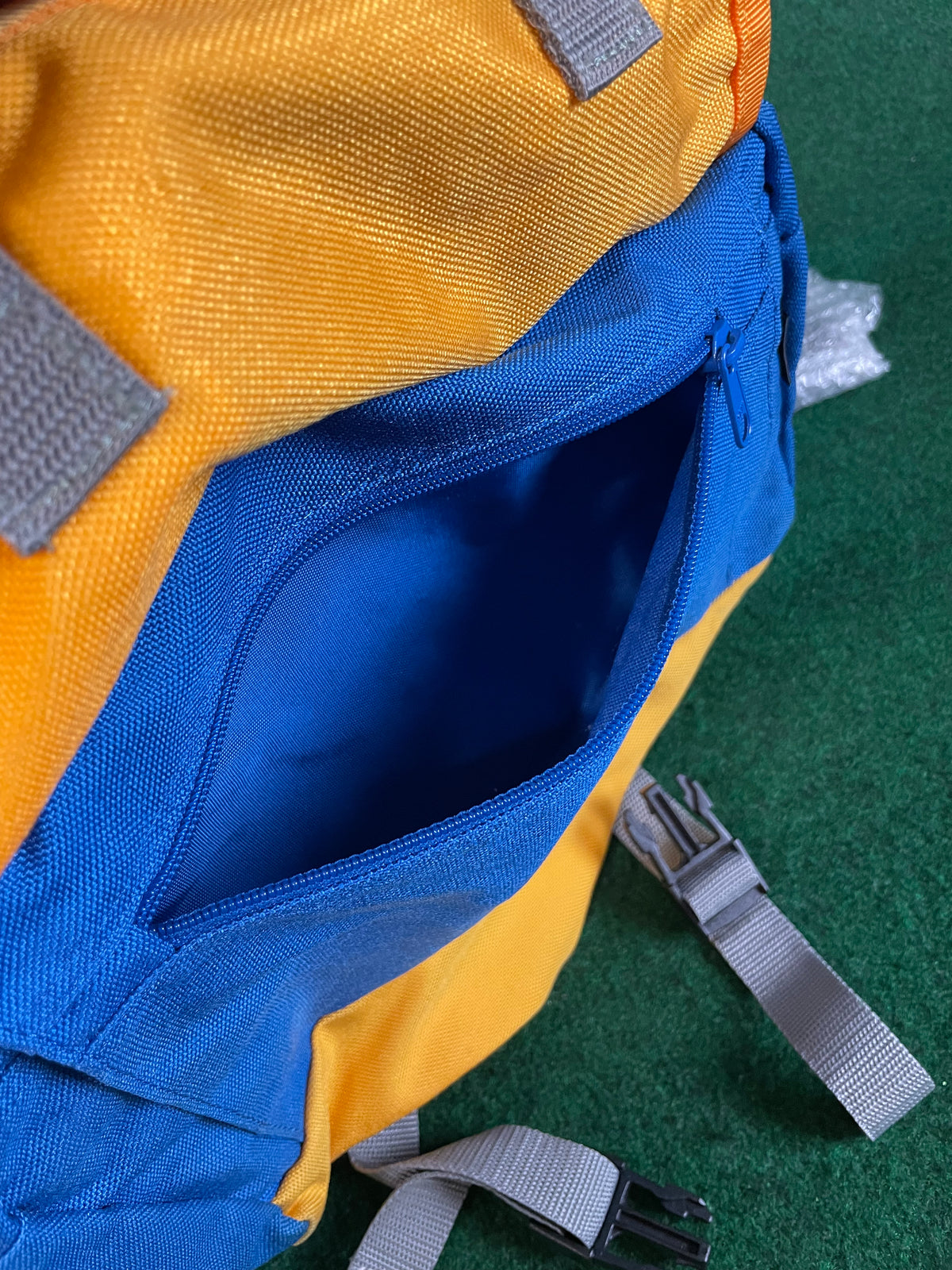 HONDA - Ride on the Wind Vintage Shoulder & Fanny Pack Style Bag