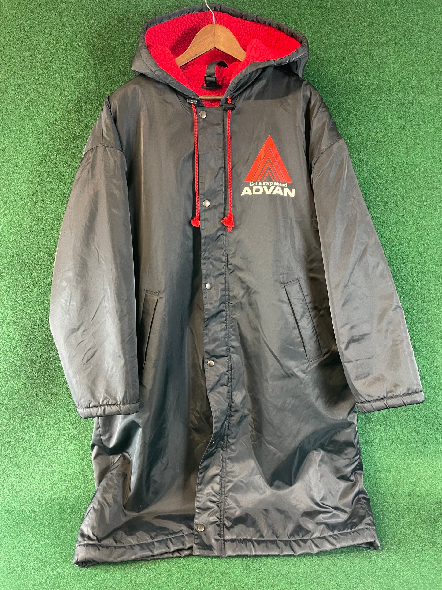 ADVAN - Get a Step Ahead Vintage Black Insulated Bench Coat