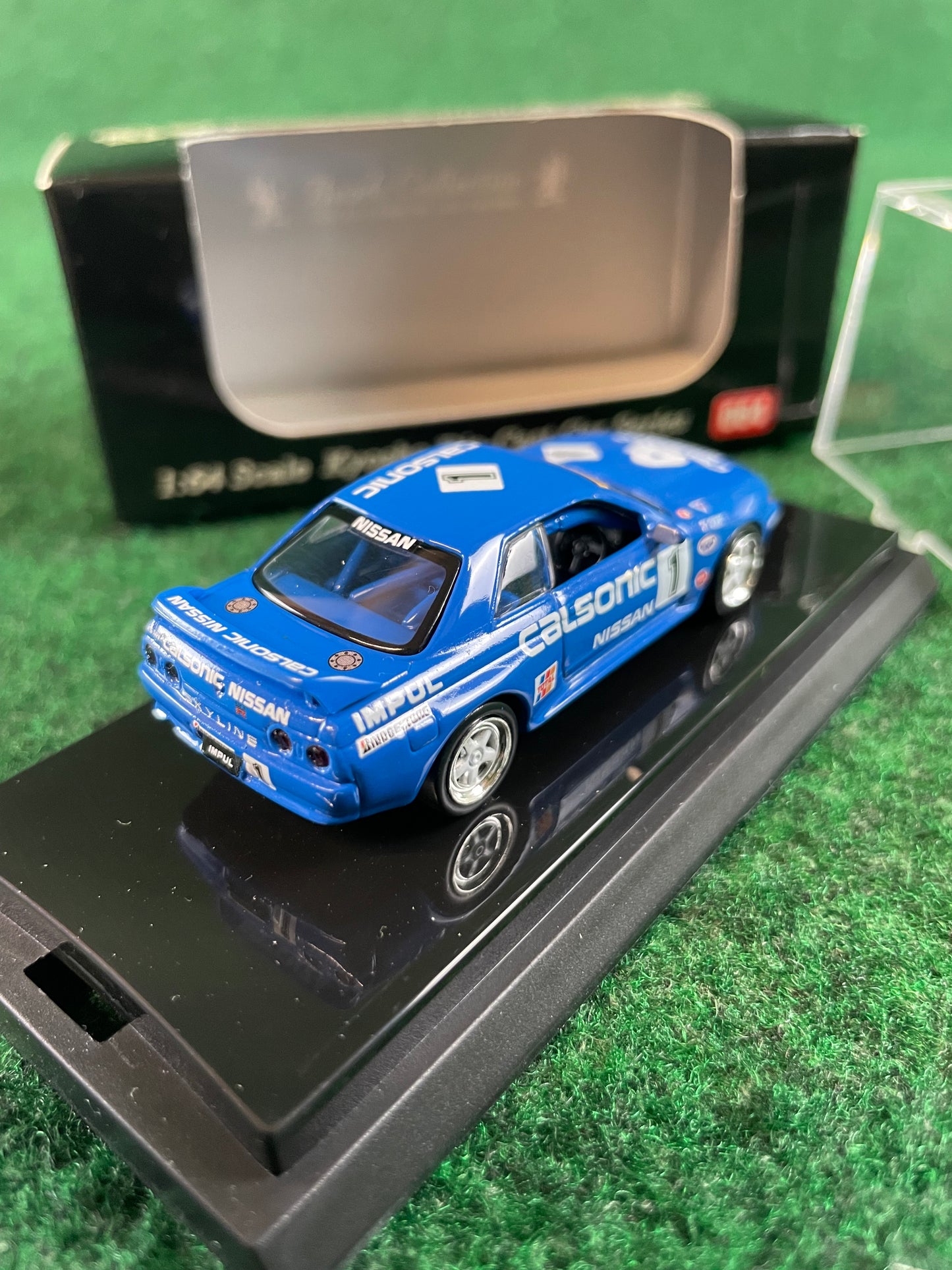 KYOSHO - Beads Collection 1990 & 1991 Calsonic IMPUL Nissan Skyline R32 GT-R 1/64 Scale Diecast Set