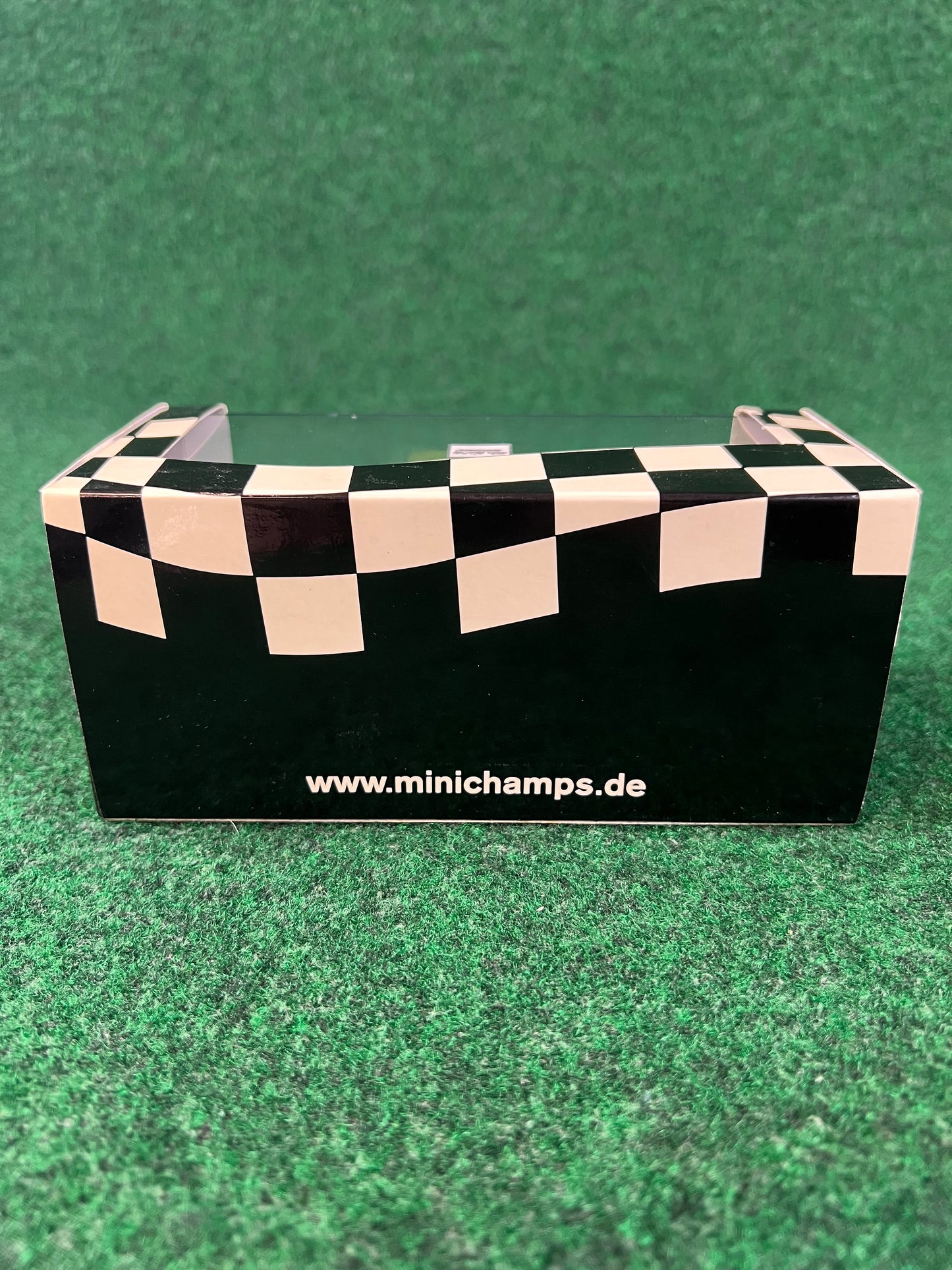 Minichamps - Opel V8 Coupe DTM 2001 Racecar 1/43 Scale Diecast