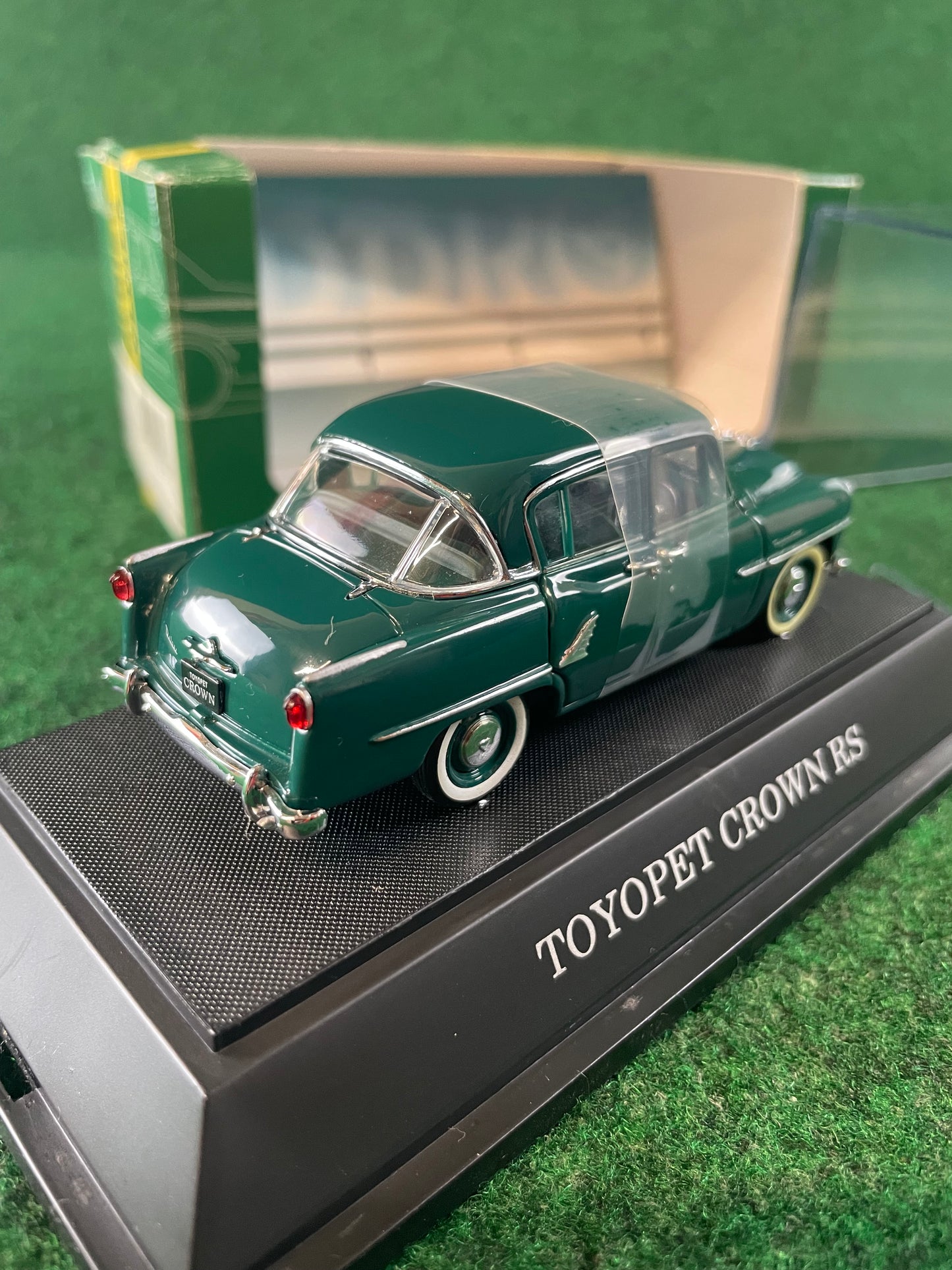 EBBRO - Toyota Toypet Crown RS Green 1/43 Scale Diecast