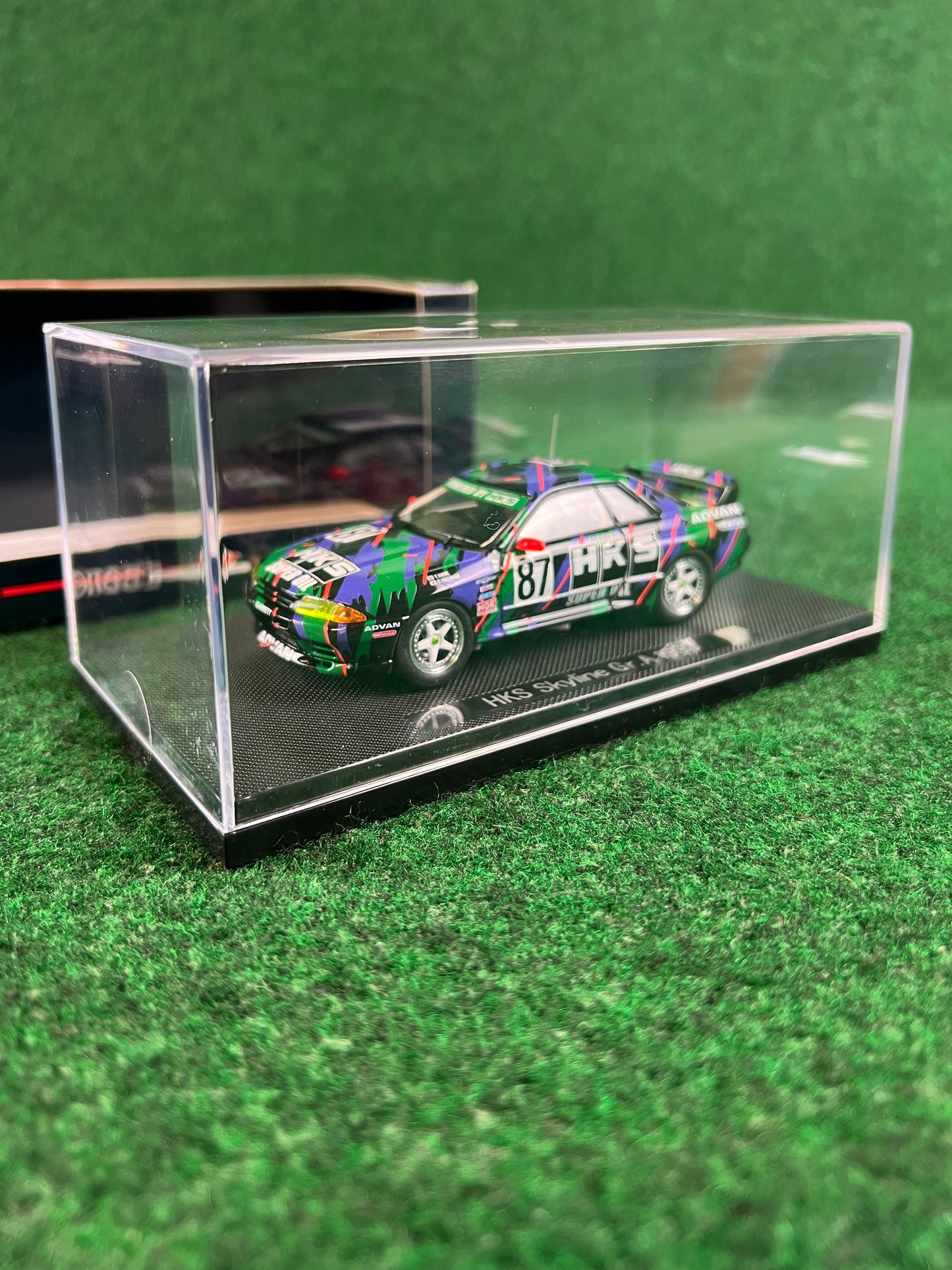 EBBRO Racing Collection - 1993 HKS Nissan Skyline R32 GTR Gr. A 1/43 Scale Diecast