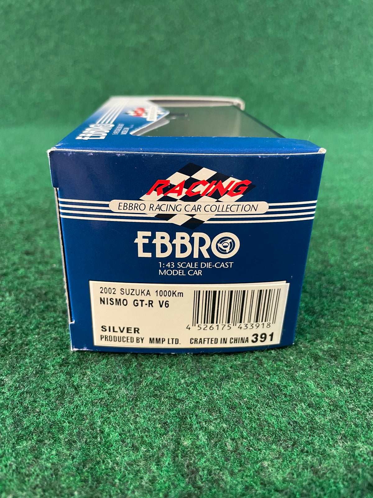 EBBRO Racing Car Collection - 2002 Castrol Pitwork Nissan Skyline R34 GT-R Suzuka 1000km 1/43 Scale Diecast