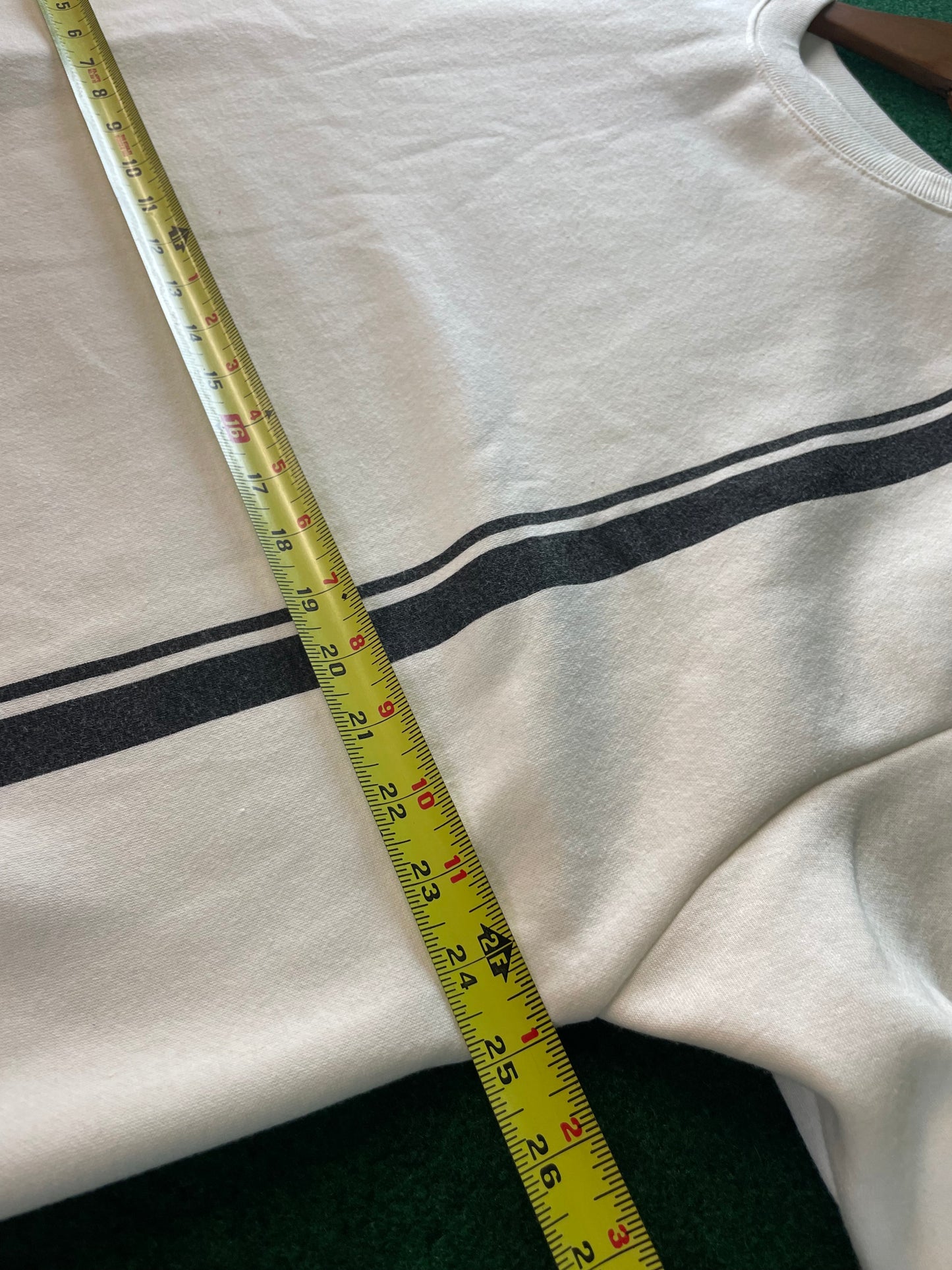 Initial D - 30th Anniversary Fujiwara Tofu Shop Toyota AE86 White Sweatshirt (XL)