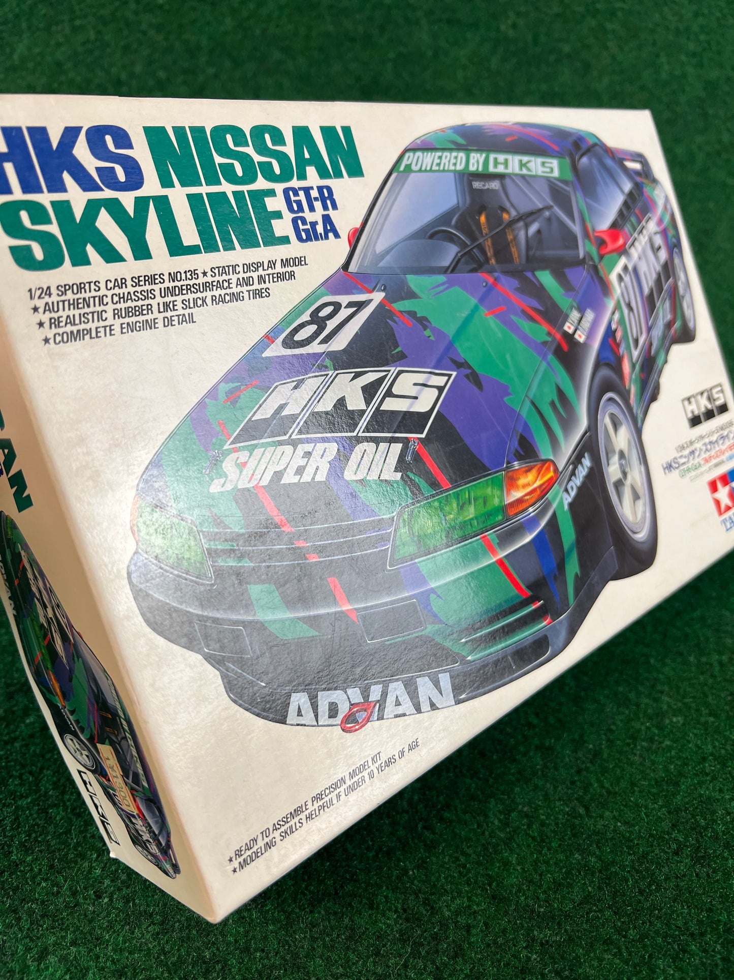 Tamiya - HKS Group A Nissan Skyline R32 GTR 1/24 Scale Model