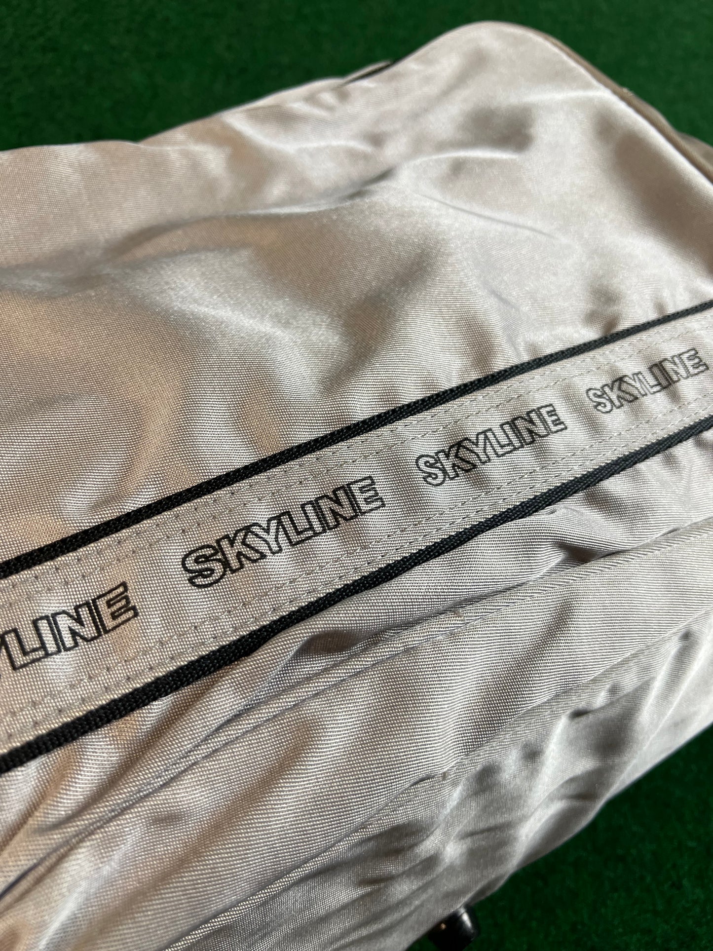 SKYLINE - Nissan Vintage Travel Bag Set R30 R31 Era