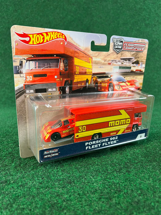 Hot Wheels - Team Transport Porsche 962 Fleet Flyer ￼