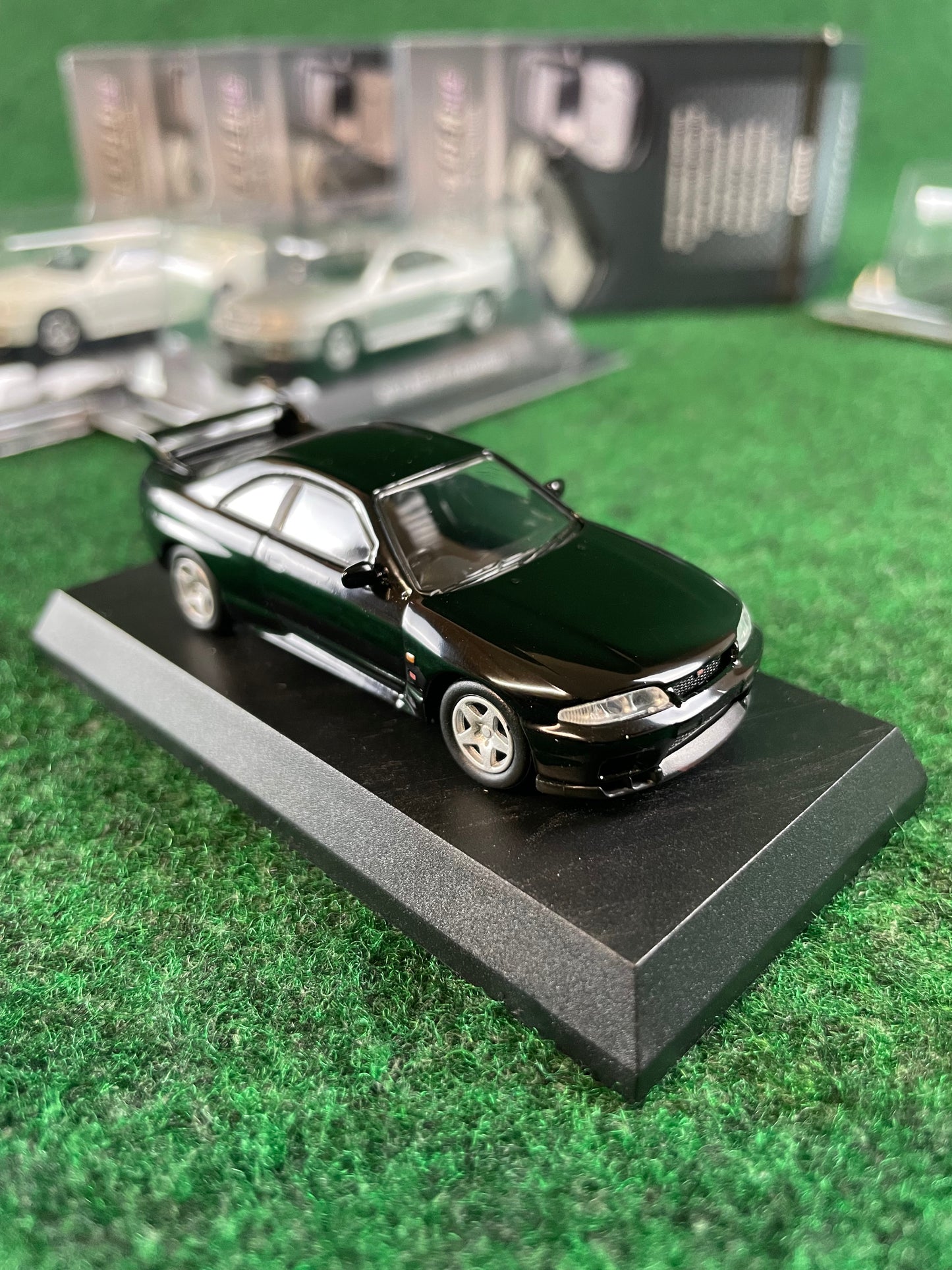 KYOSHO - Nissan Skyline & GT-R Neo Collection R33 GT-R 1/64 Scale Set